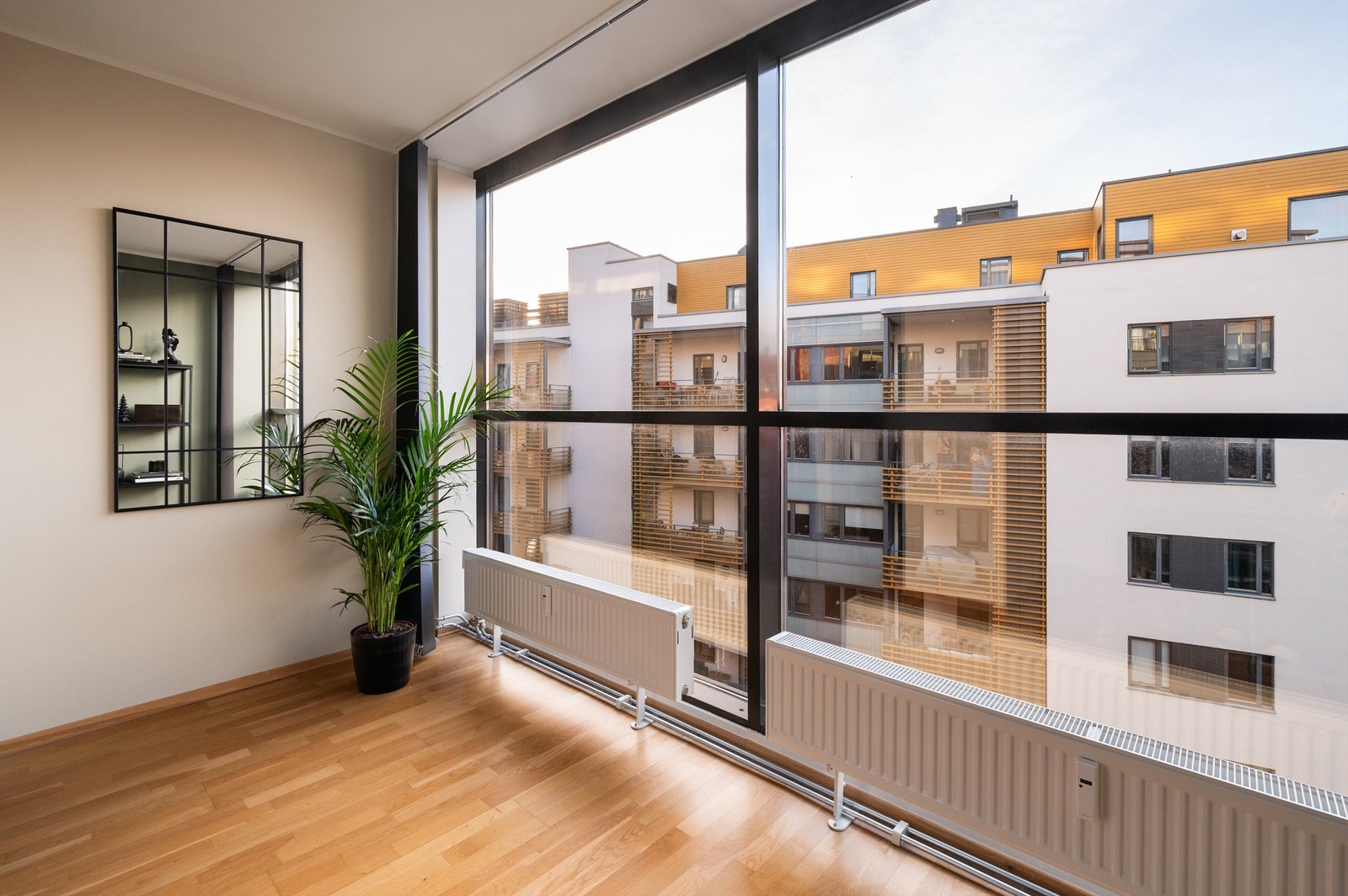 Radiatorer tilkoblet felles varme inkludert i felleskostnadene, a-konto Galleribilde