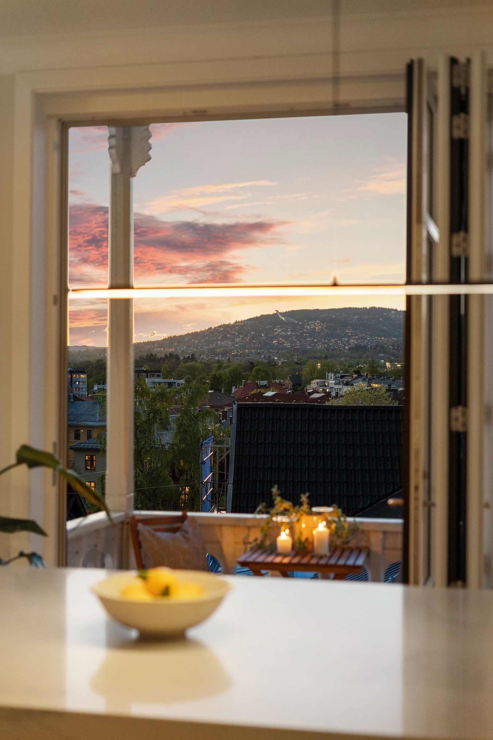 Nydelig utsikt fra flere rom.