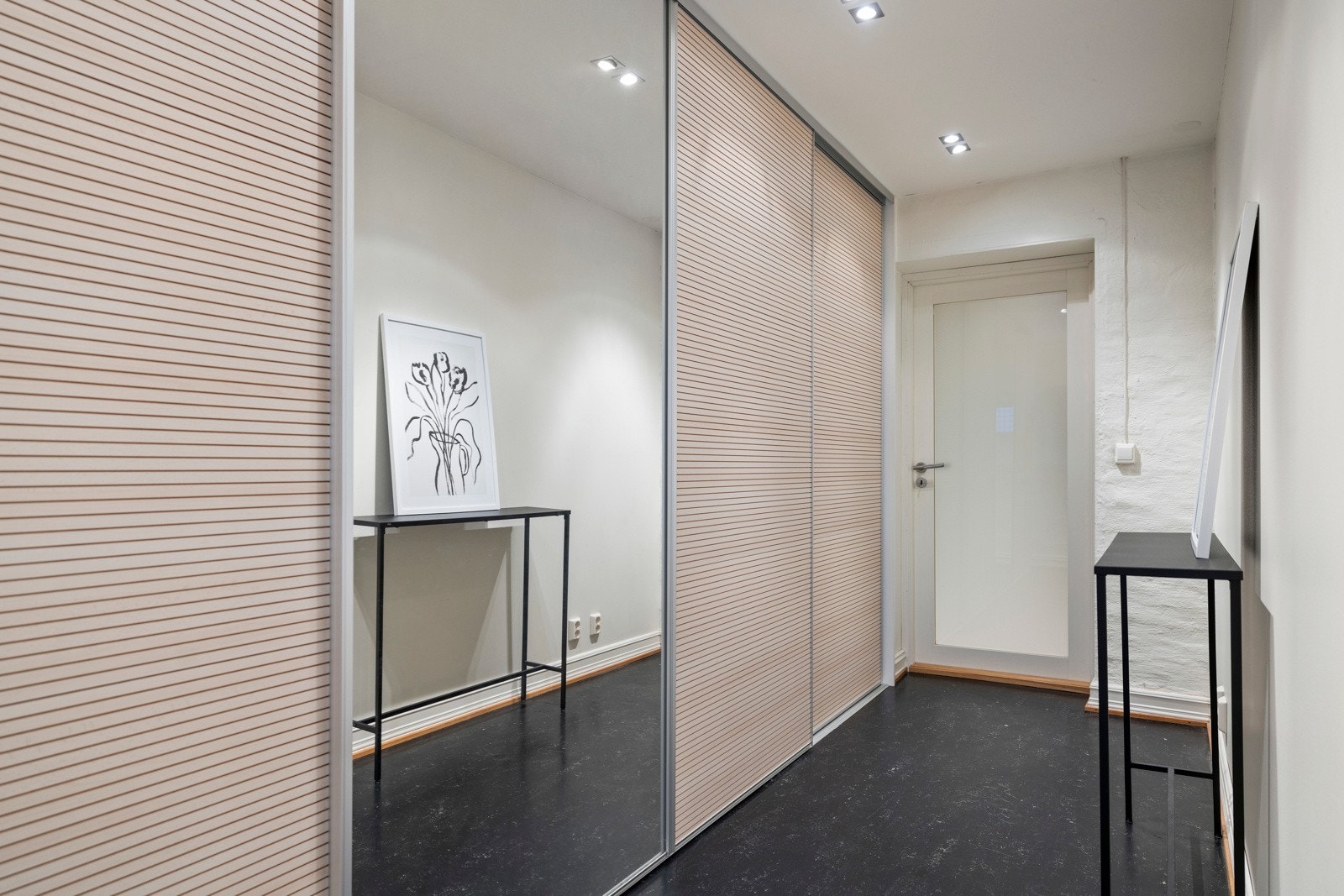 Dette er en smart løsning som gir optimale oppbevaringsmuligheter. Galleribilde