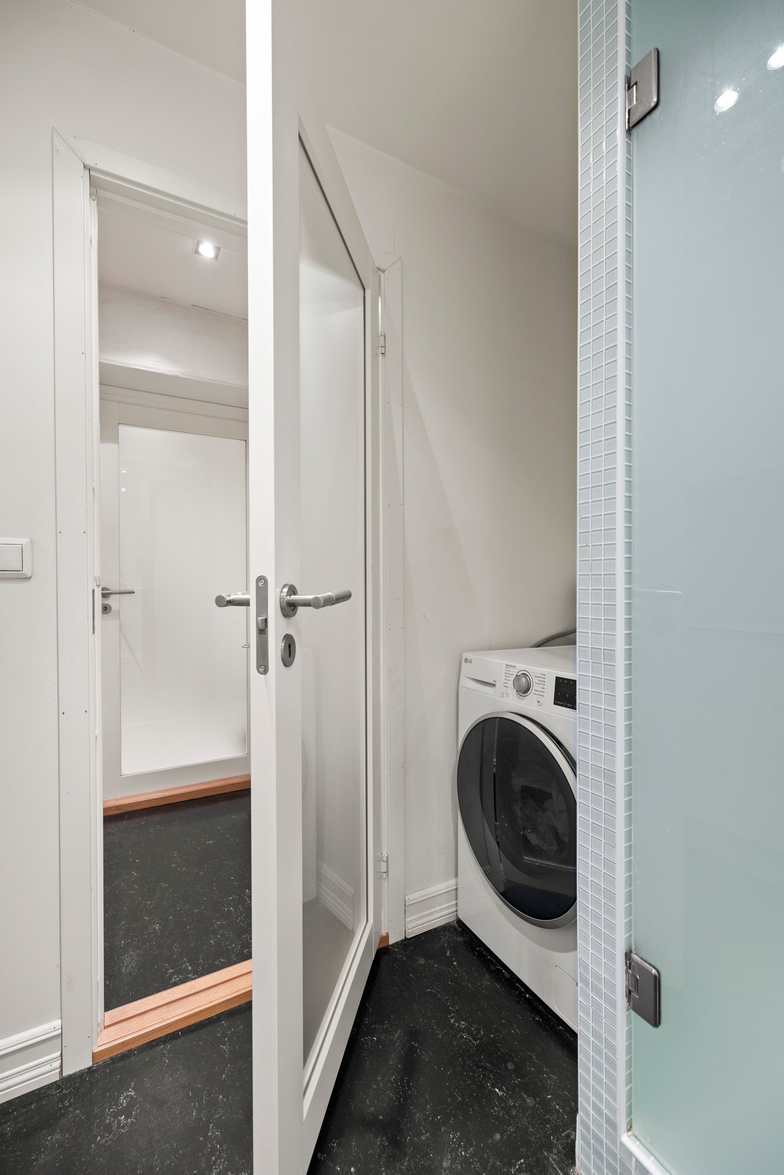 Det er opplegg for vaskemaskin. Galleribilde