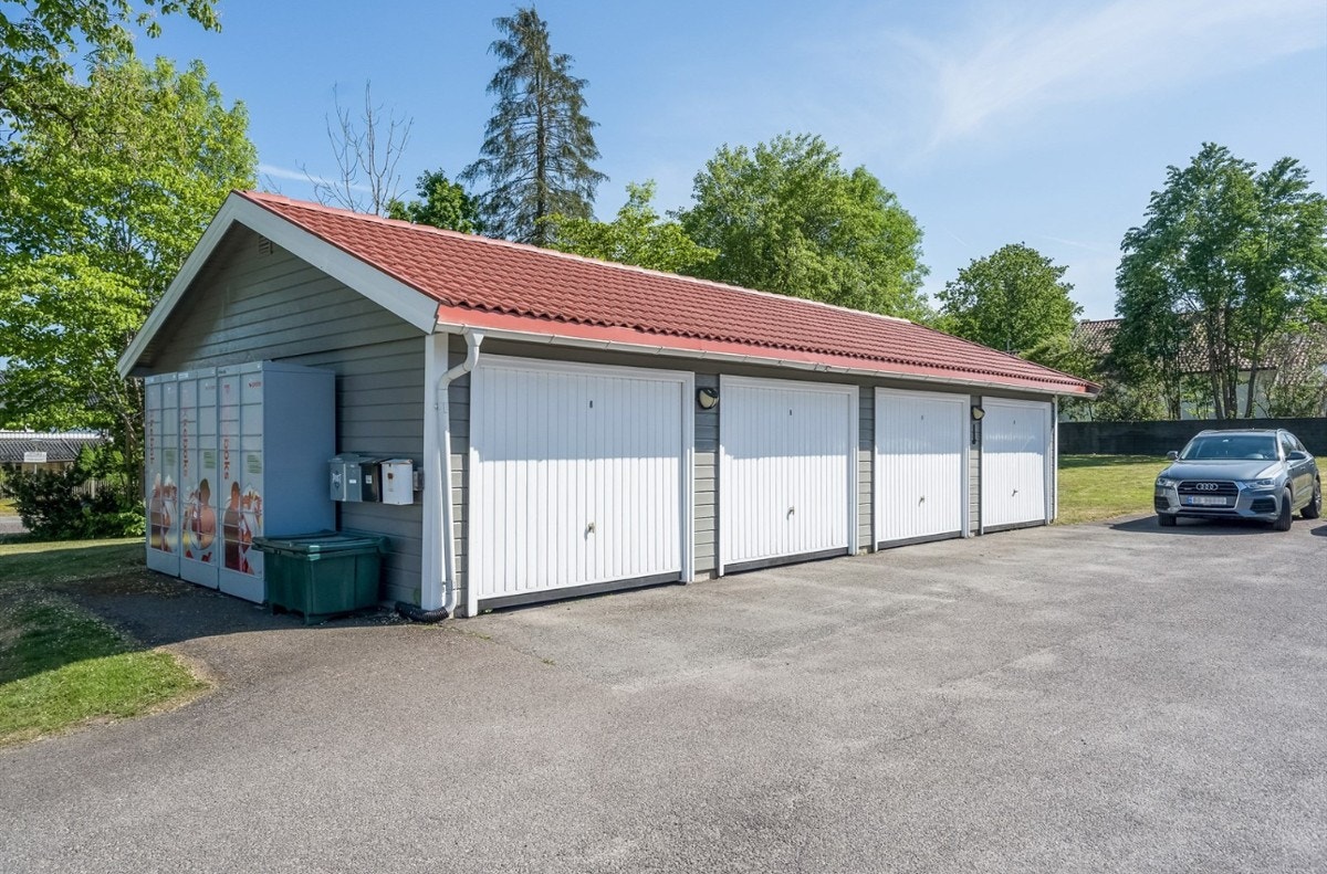 Garasjen har elektrisk åpner Galleribilde