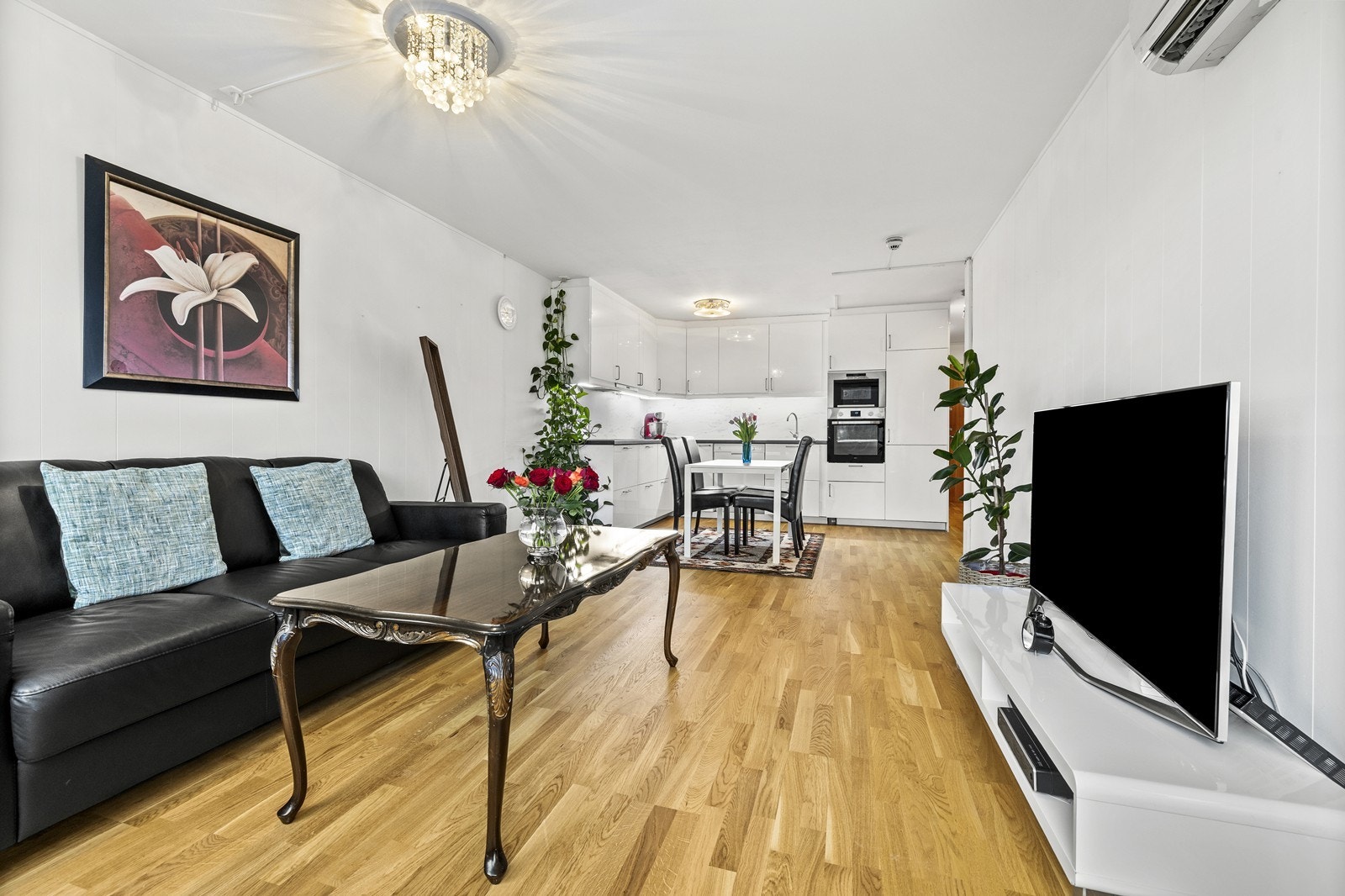 Leiligheten er arealeffektiv og lett å møblere. Galleribilde