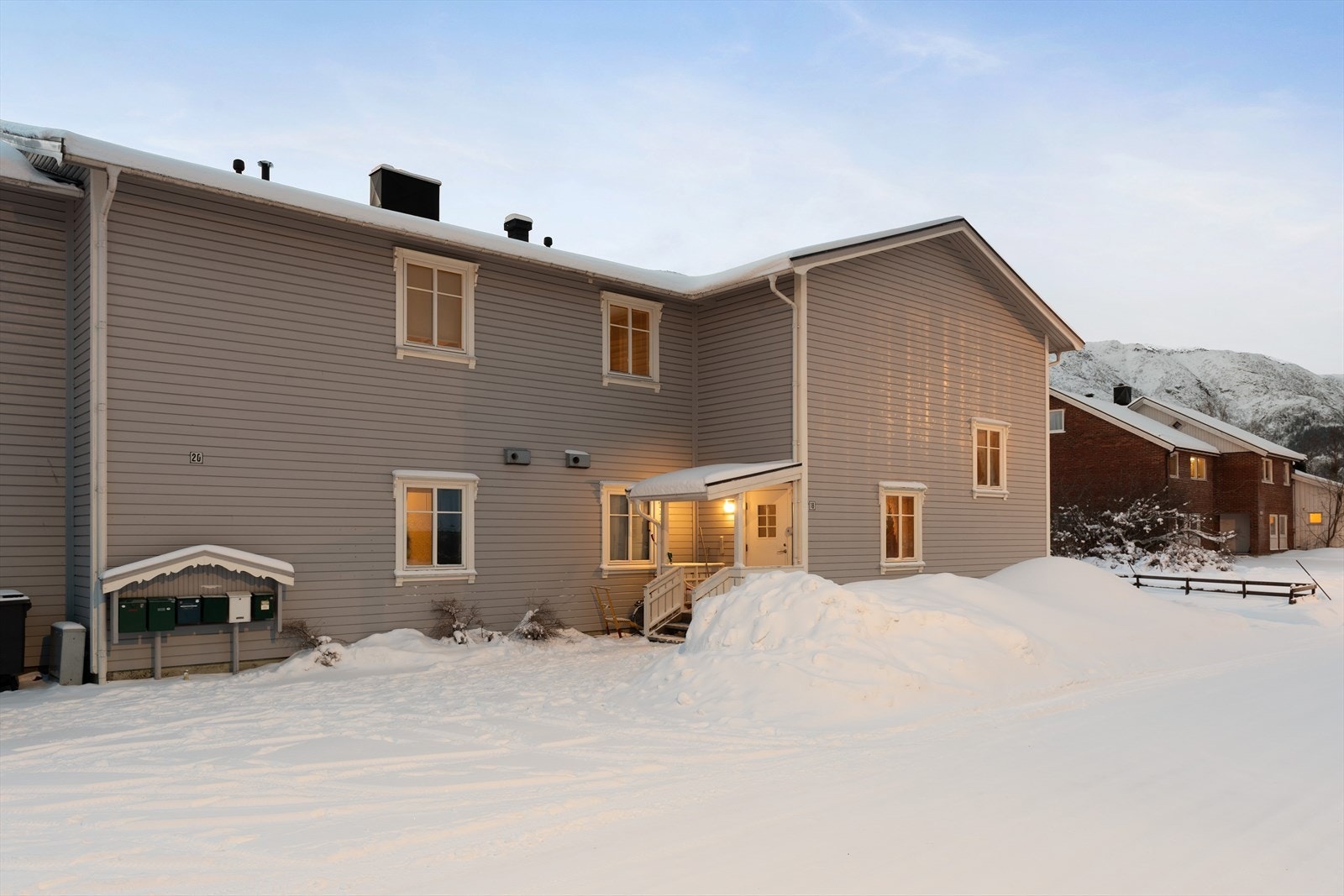 Inngangsparti. Galleribilde