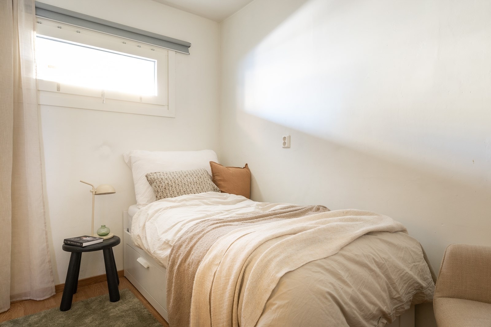 Lyst og allsidig rom hvor man enkelt kan innrede Galleribilde