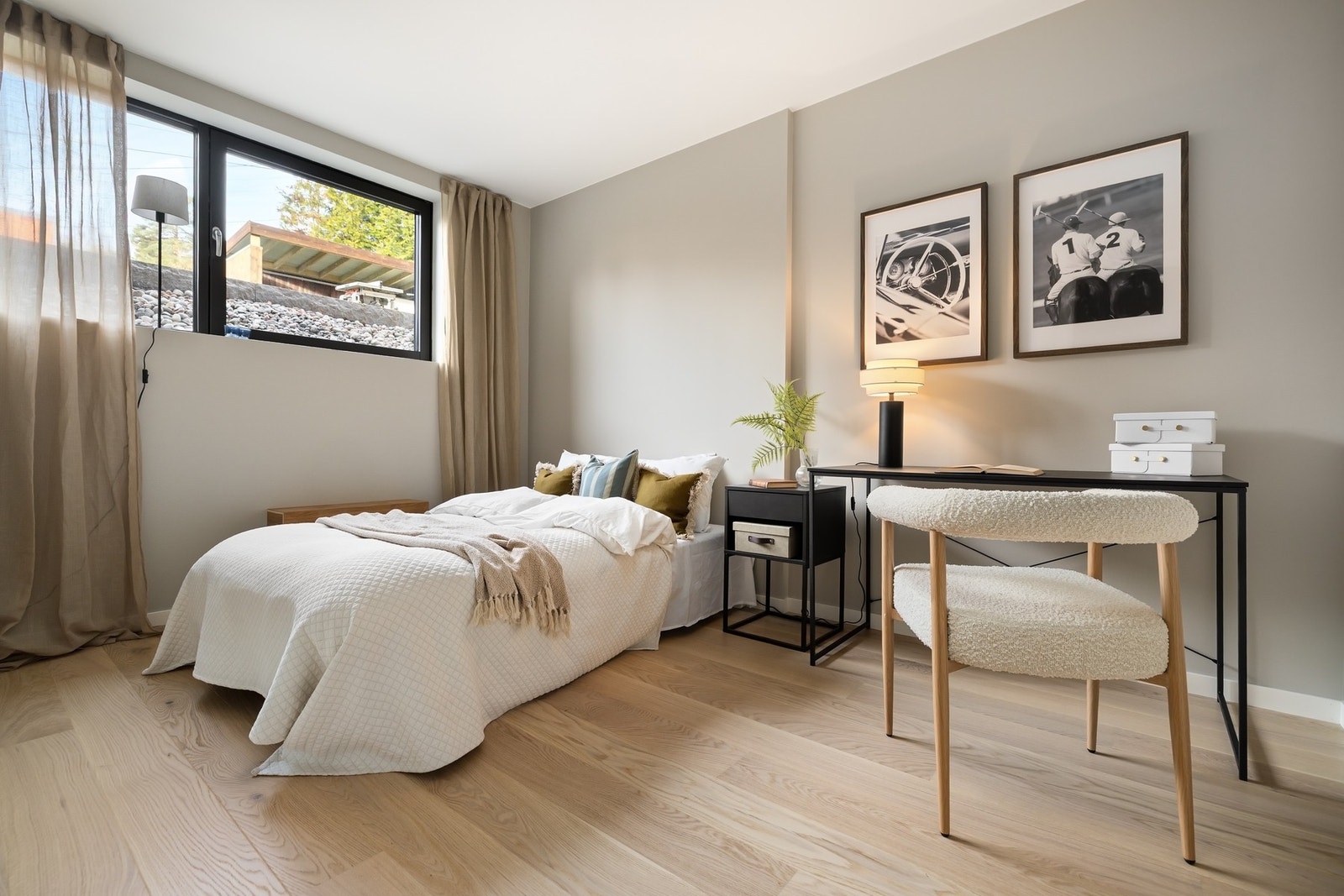 Soverom 2- Dette bildet er fra nabohus (hus 4) og kan avvike noe fra faktisk rom Galleribilde