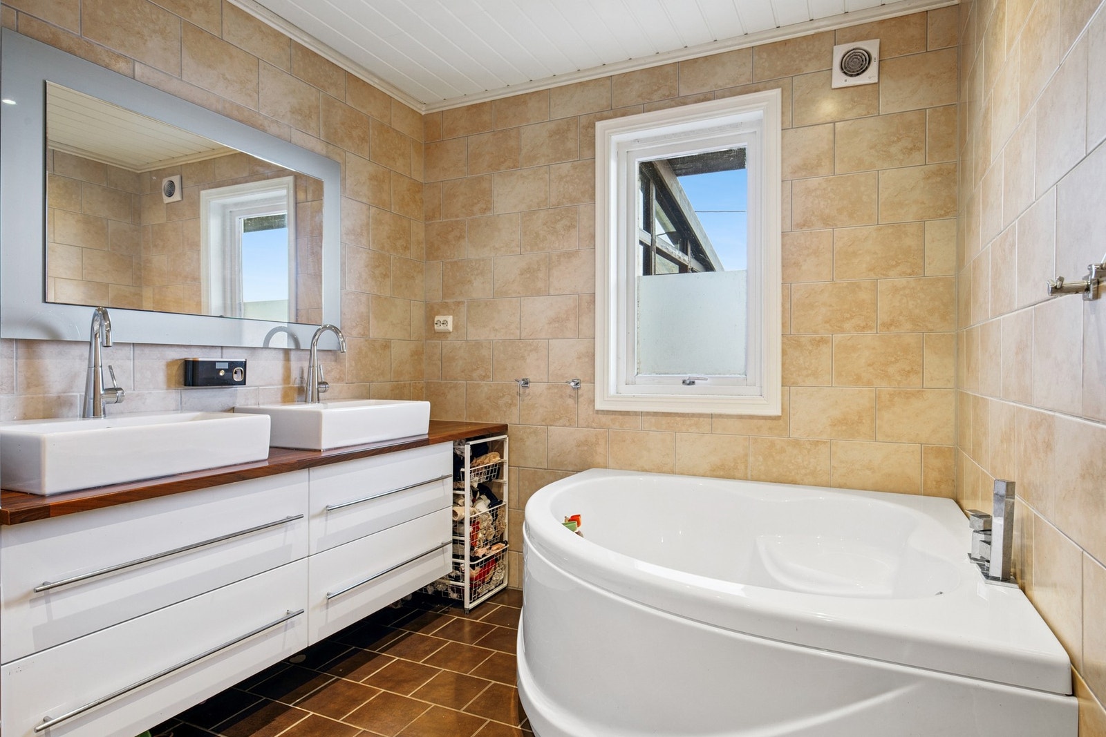 Her er det også badekar Galleribilde