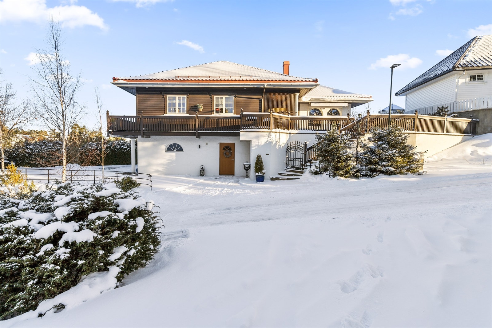 Særdeles romslig enebolig på populære Åsanetoppen Galleribilde