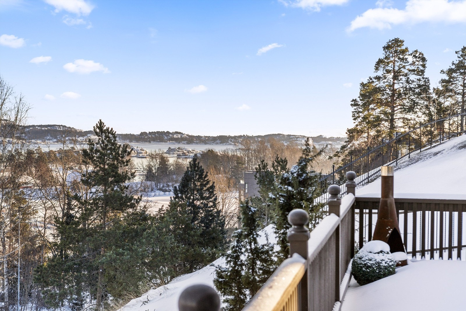 Sykkelavstand til Ula, Kjerringvik og Eftanglandet som er flotte turmål sommerstid - Kun 5 minutter gange til Granholmen badestrand Galleribilde