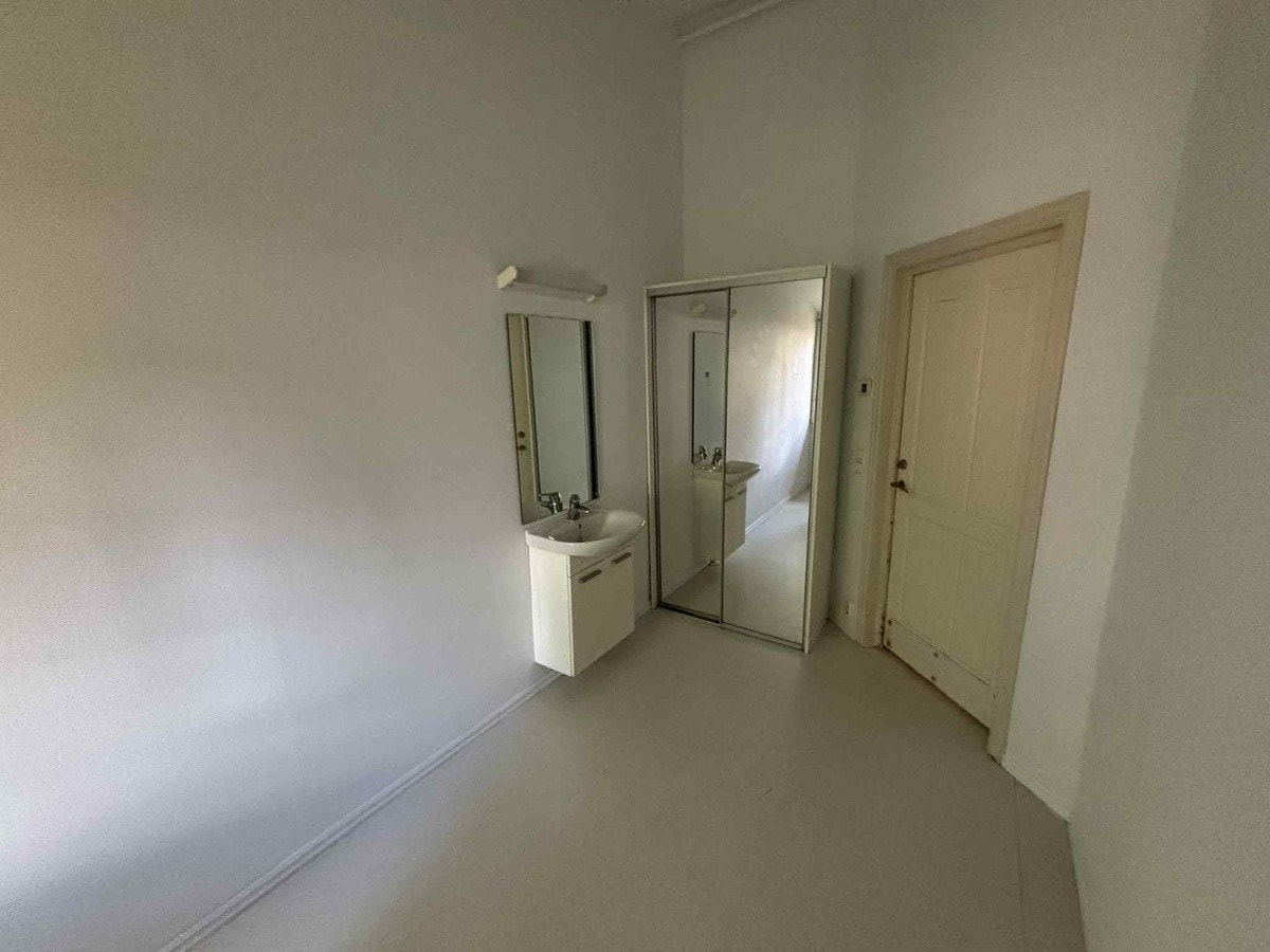 Rom B104. Pris 6 400kr Galleribilde