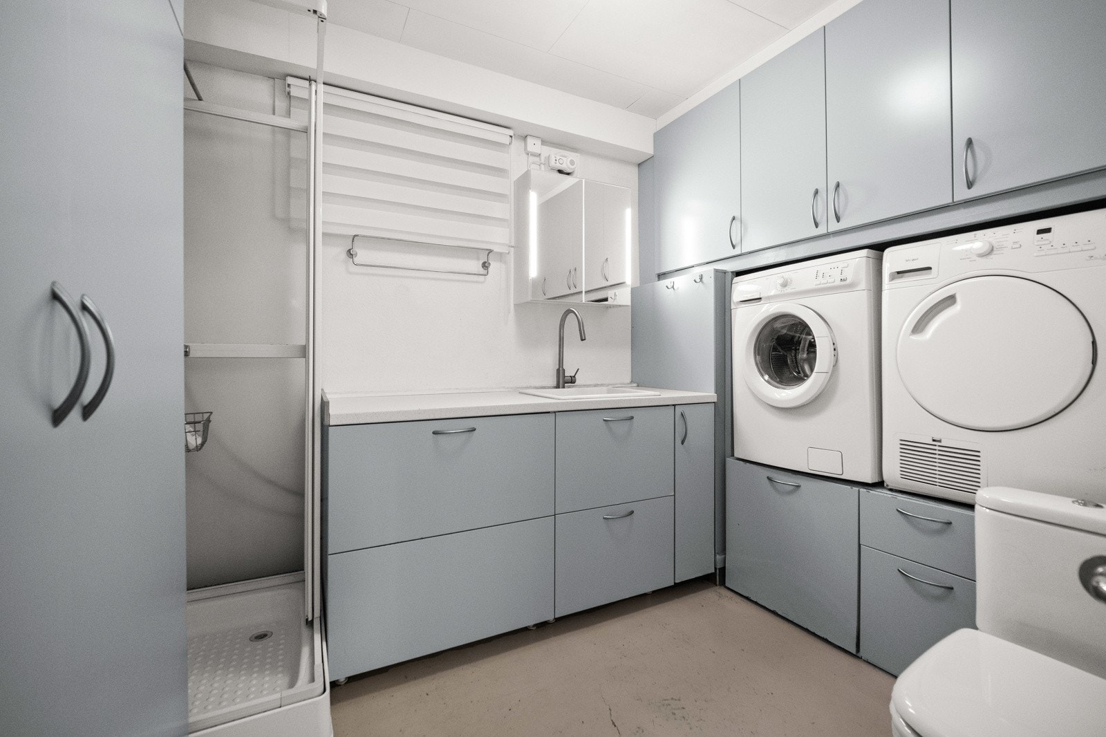 Bad/vaskerom i hybel. Galleribilde