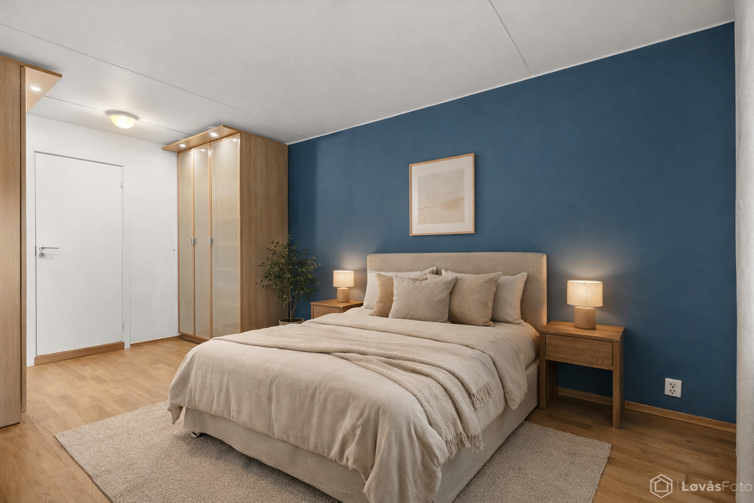 Bildet er digitalt stylet og kun ment som inspirasjon til møblering. Avvik på størrelsesforhold og andre detaljer kan forekomme. Galleribilde