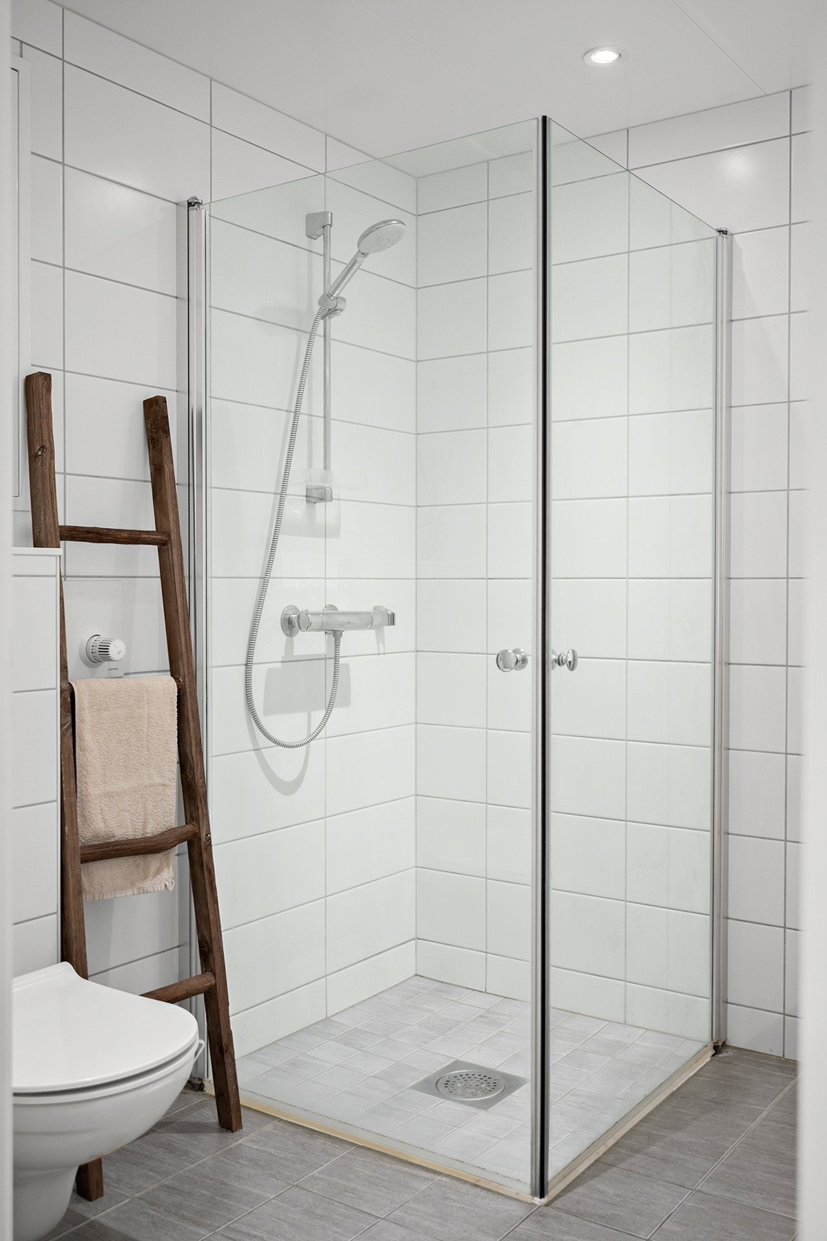 Innfelbare dusjvegger i glass. Galleribilde