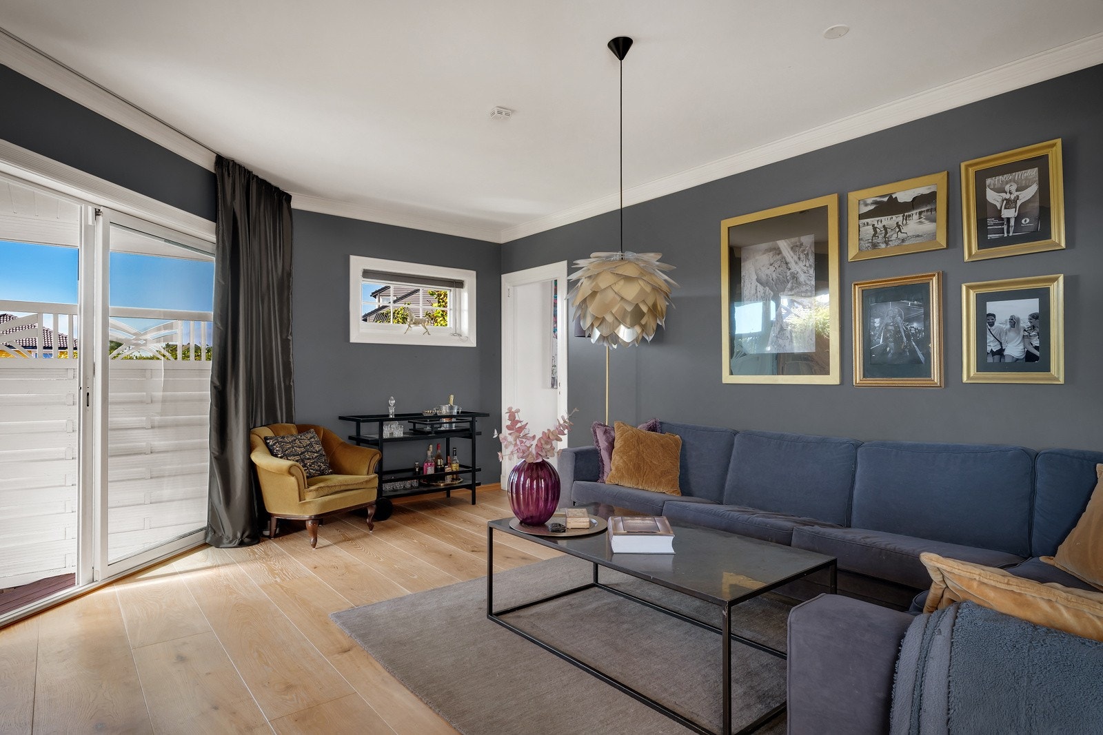 - Tv-stuen er målt til 23,1 kvm - Galleribilde