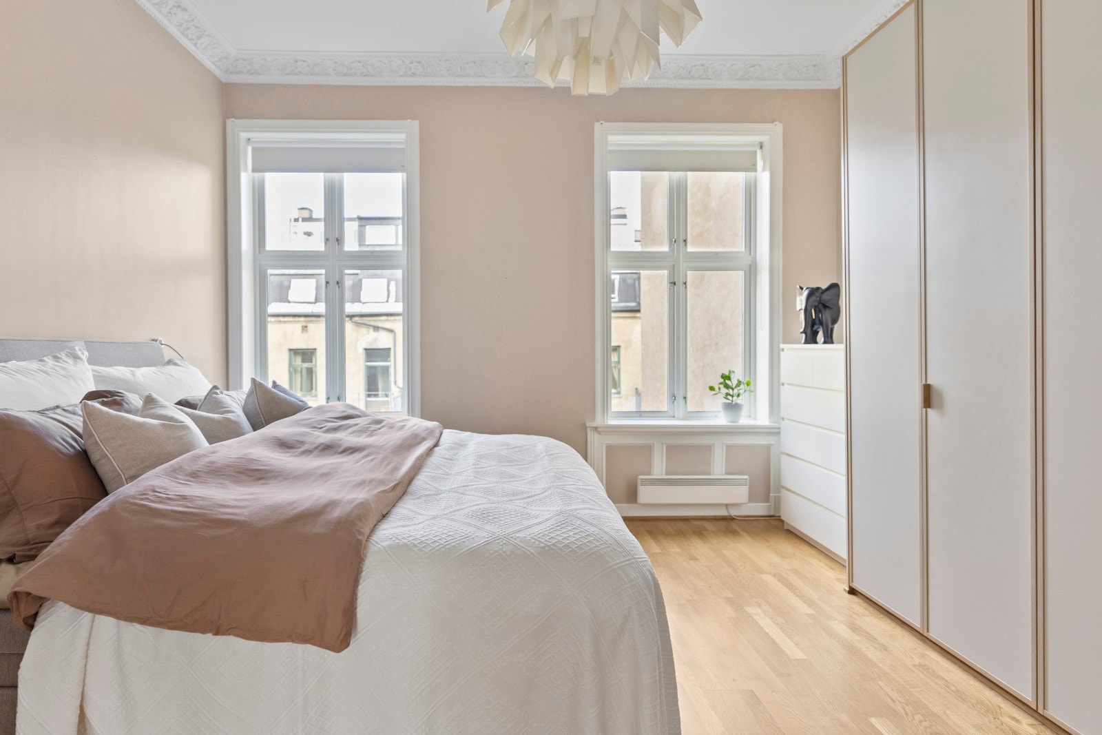 Leiligheten har tre innbydende soverom. Galleribilde