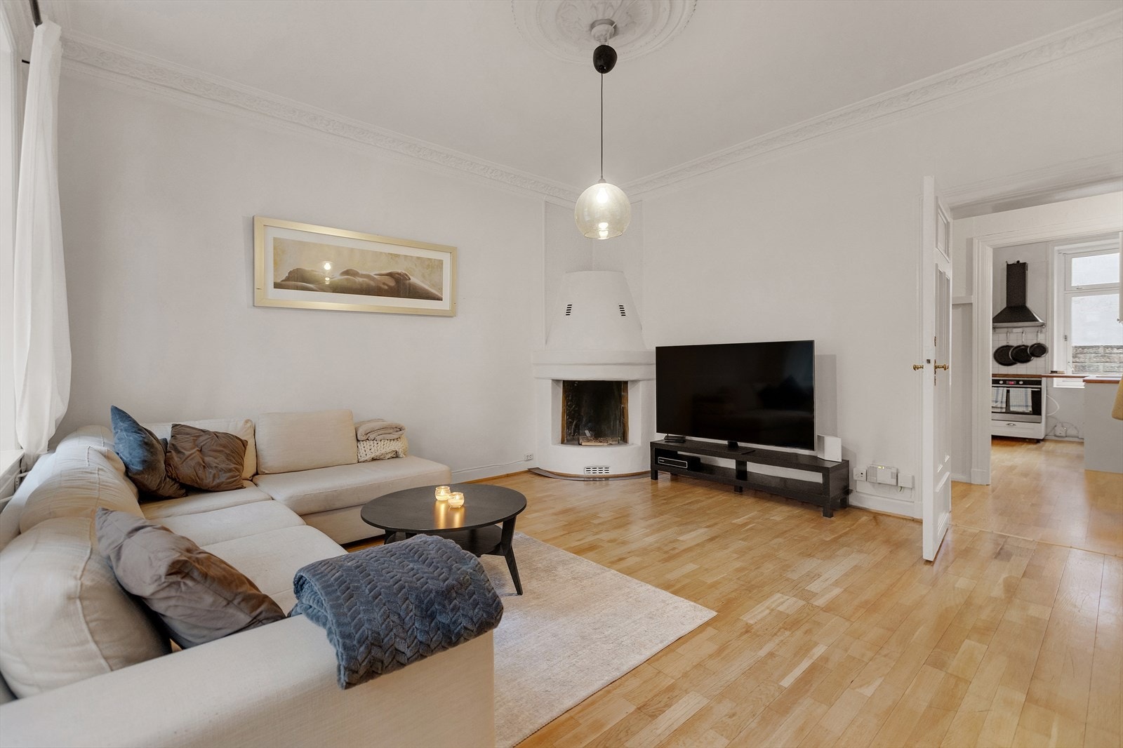 Har du noen spørsmål? Kontakt Samy Sebastian Khadra - (t): 958 20 110 - Nordvik Grünerløkka Galleribilde