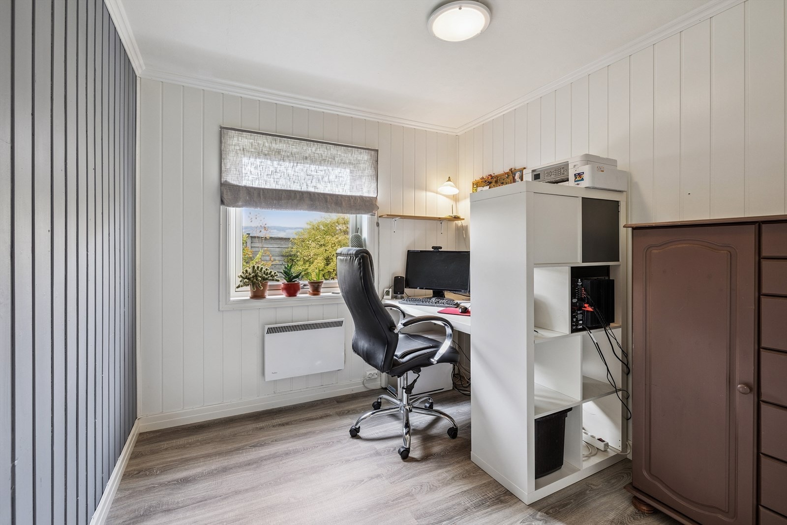 Et soverom som i dag er brukt som kontor. Galleribilde