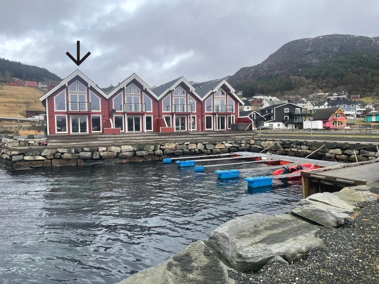 Velkommen til Vågsvåg - her kan du få di eiga perle heilt i sjøkanten!
(foto; privat) Galleribilde