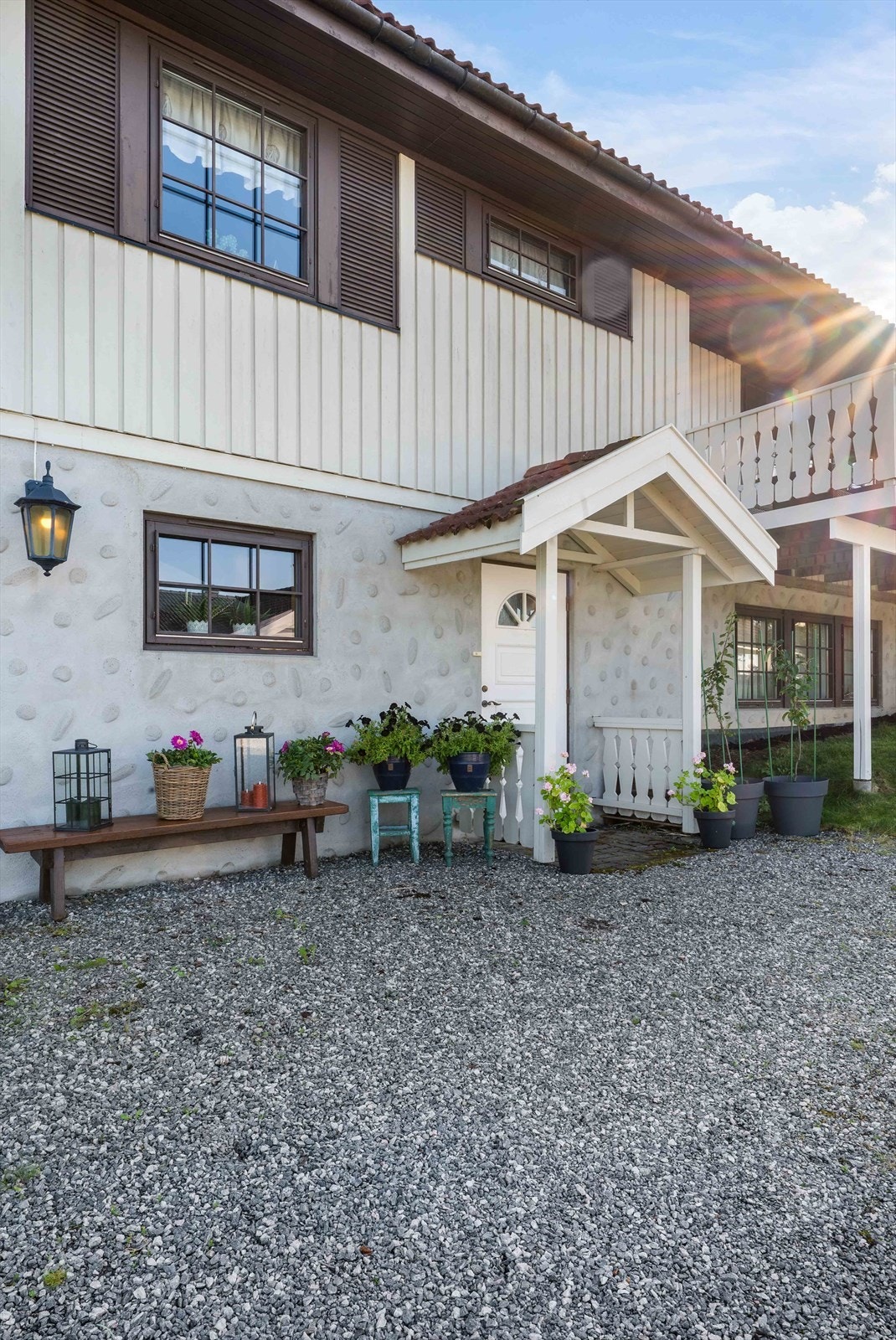 Inngang fra underetasjen. Galleribilde