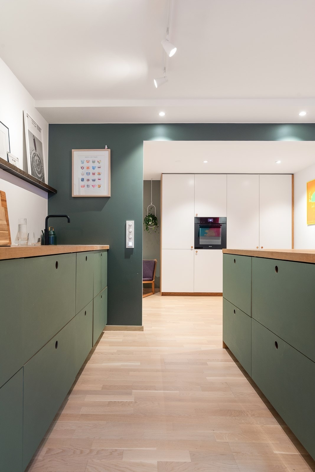 Planløsningen gir effektiv flyt mellom de ulike sonene. Galleribilde