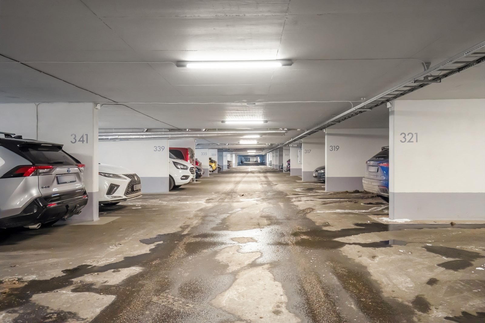 Garasjeanlegg Galleribilde