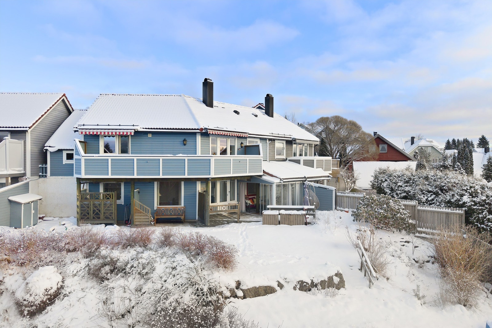 Attraktiv tomannsbolig med god planløsning Galleribilde