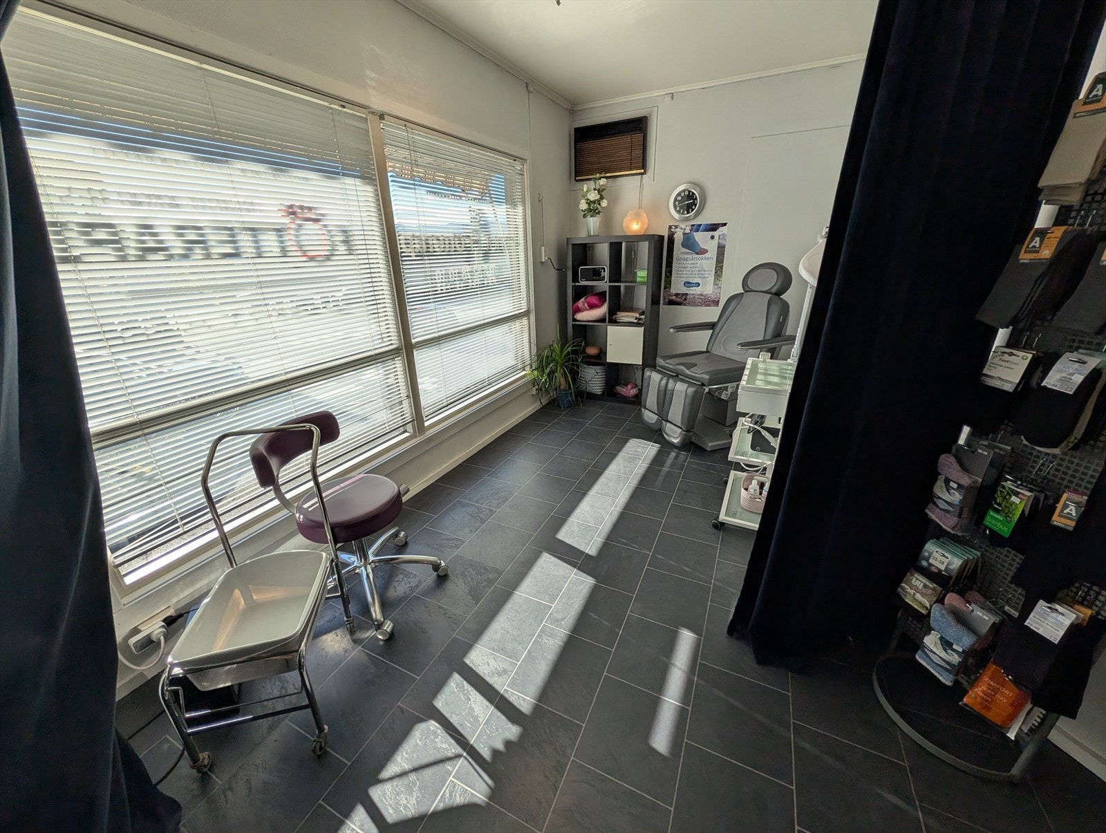 Lilleåsgata 3B- Leies i dag ut til fotterapeut Galleribilde