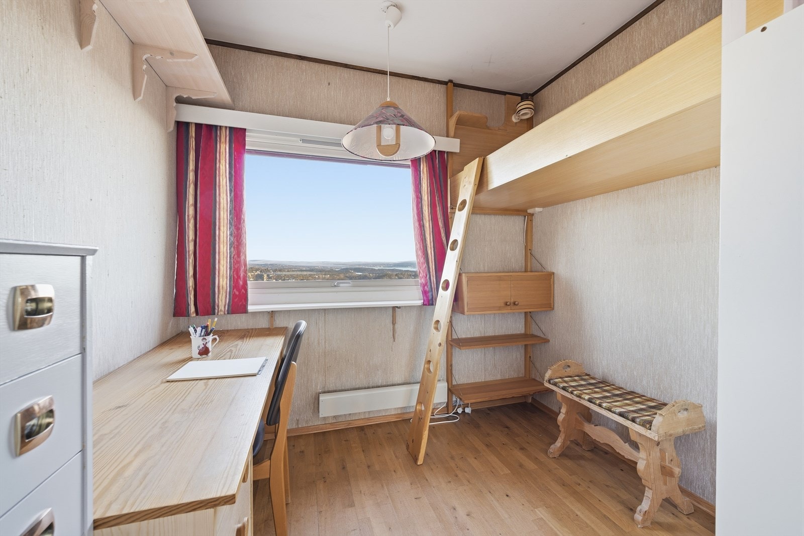 Soverom/kontor. Galleribilde