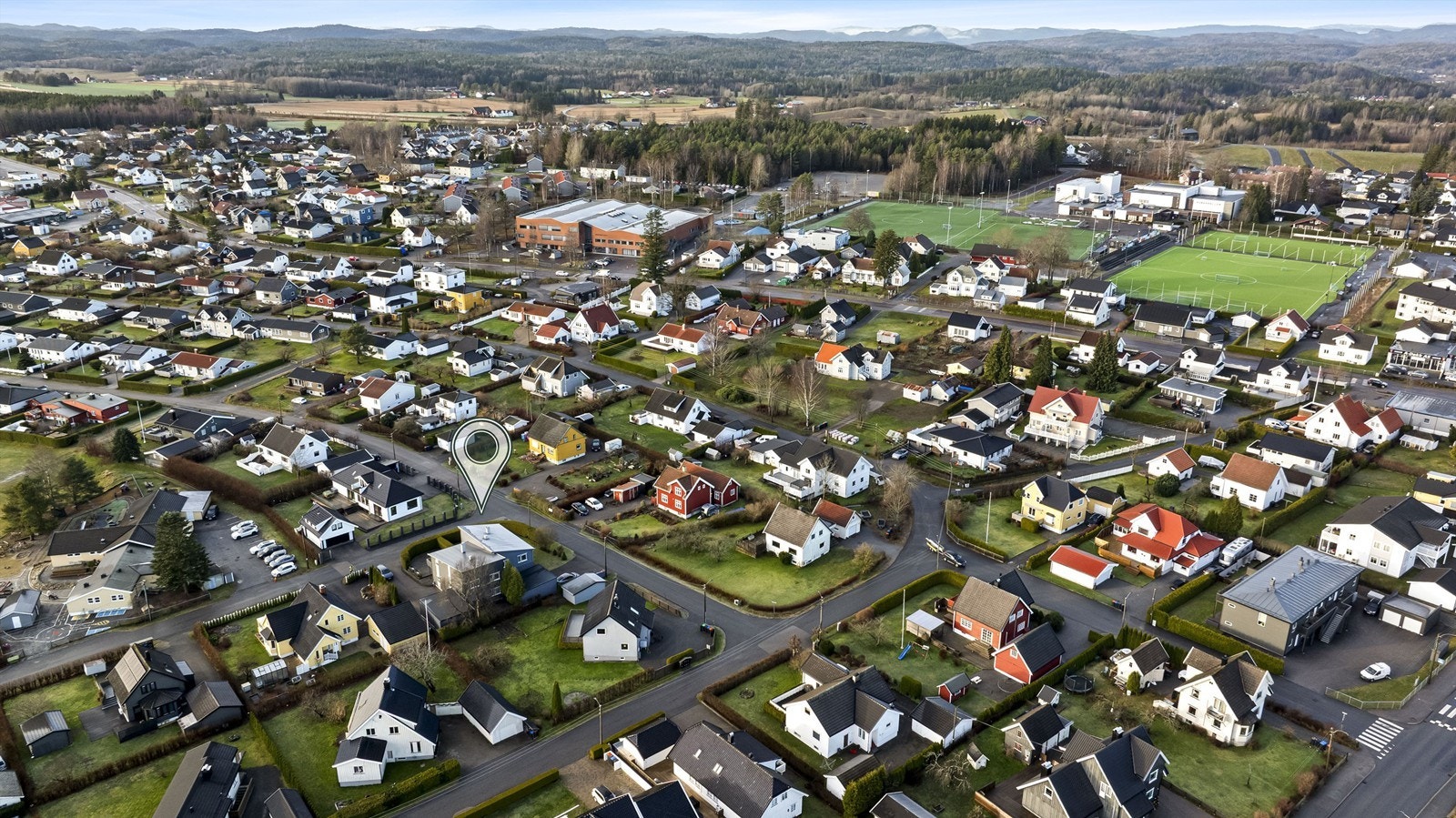 Kort vei til Haukerød skole og Runar idrettsanlegg. Galleribilde