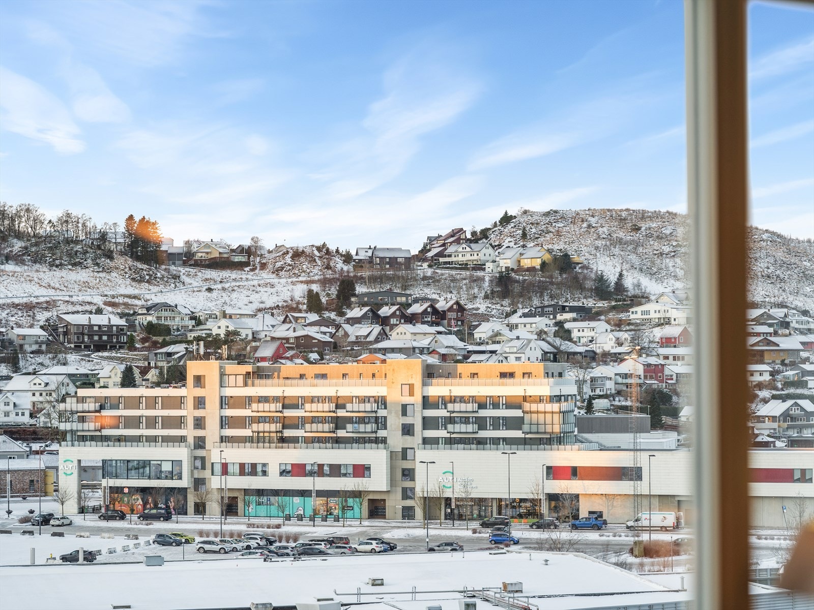 Utsikt mot Ålgård sentrum Galleribilde