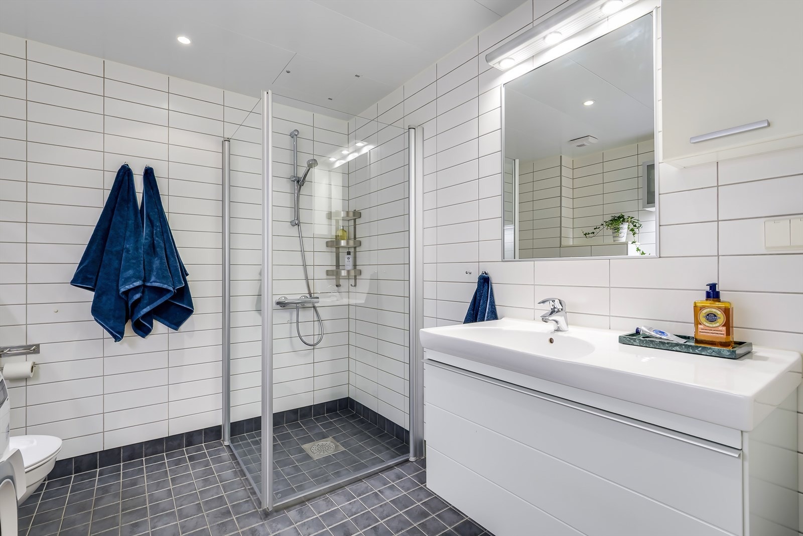 Downlights i tak. Galleribilde