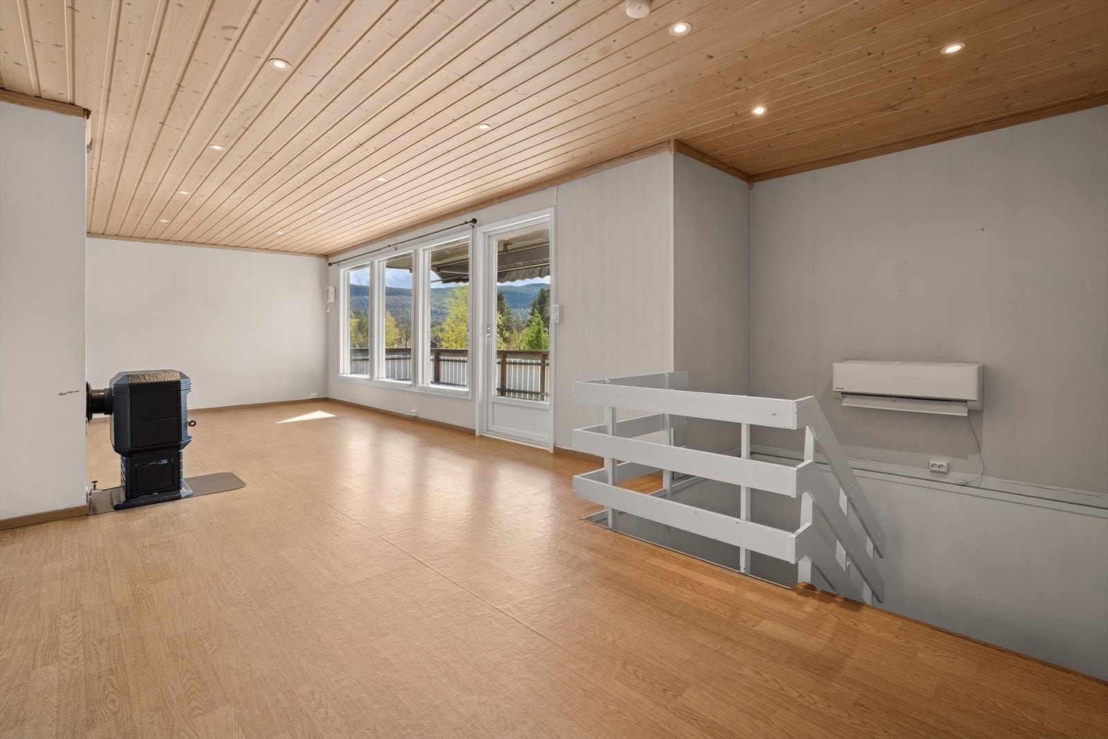 Stor og åpen stue. Galleribilde