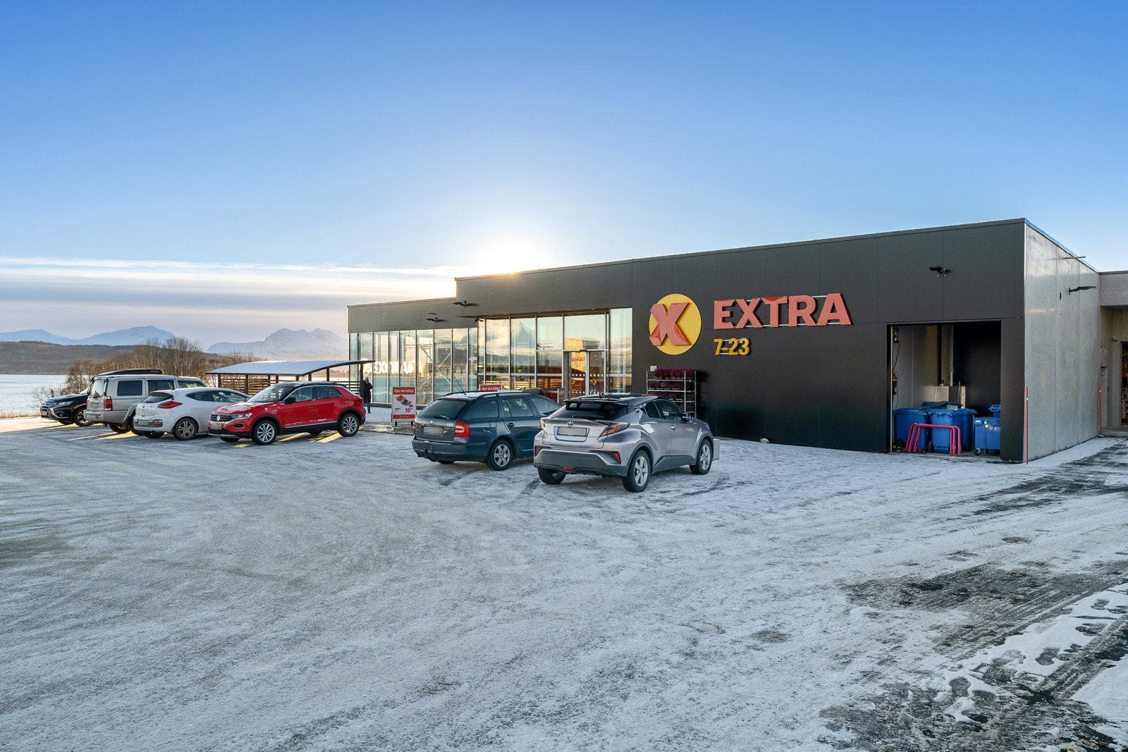 Coop Extra Storelva i umiddelbar nærhet. Galleribilde