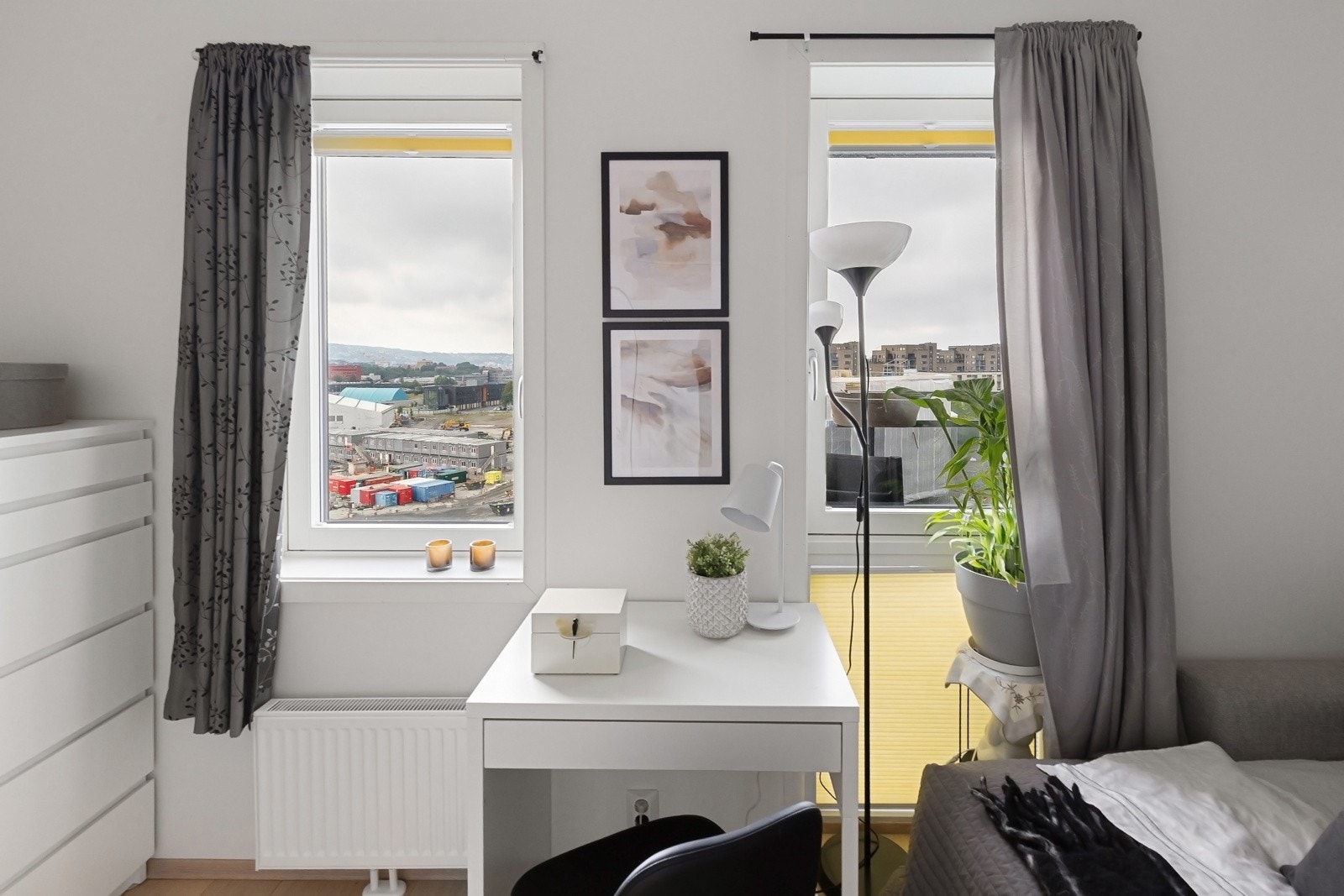 Alle soverommene vender ut mot samme side og gir fin utsikt Galleribilde