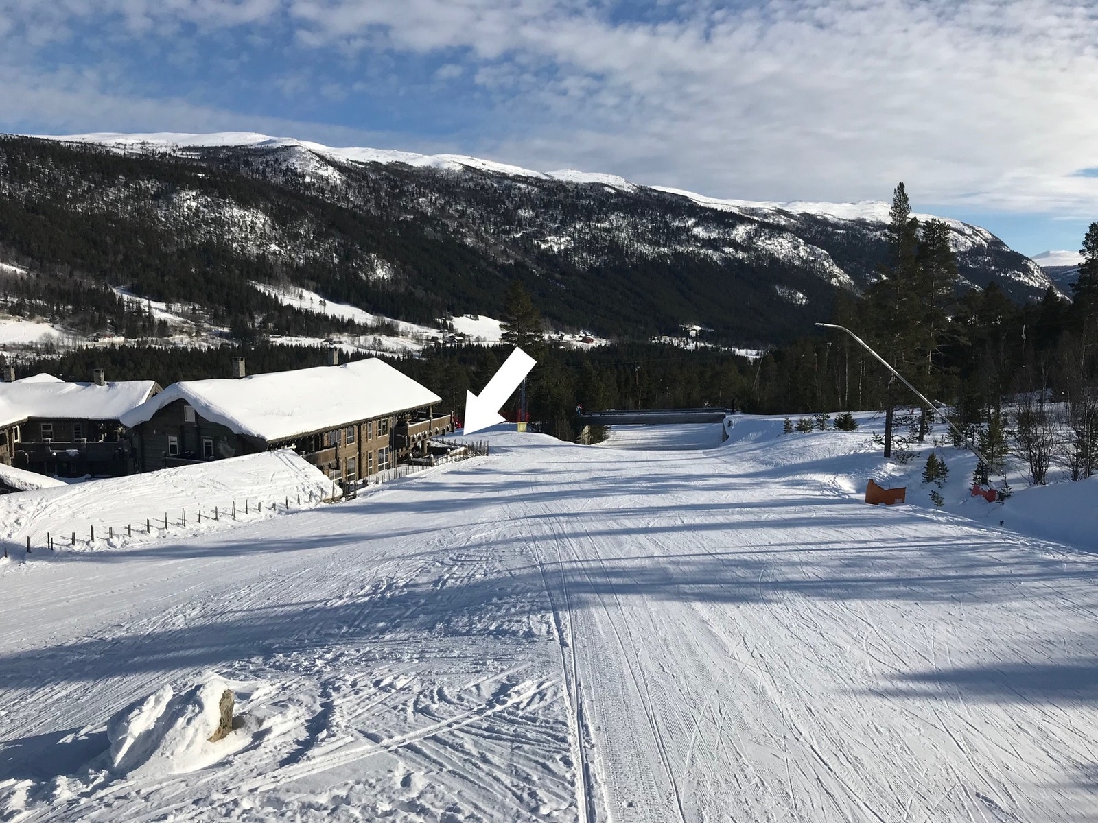 Leilighet ligger i fremste rekke mot skibakkene Galleribilde