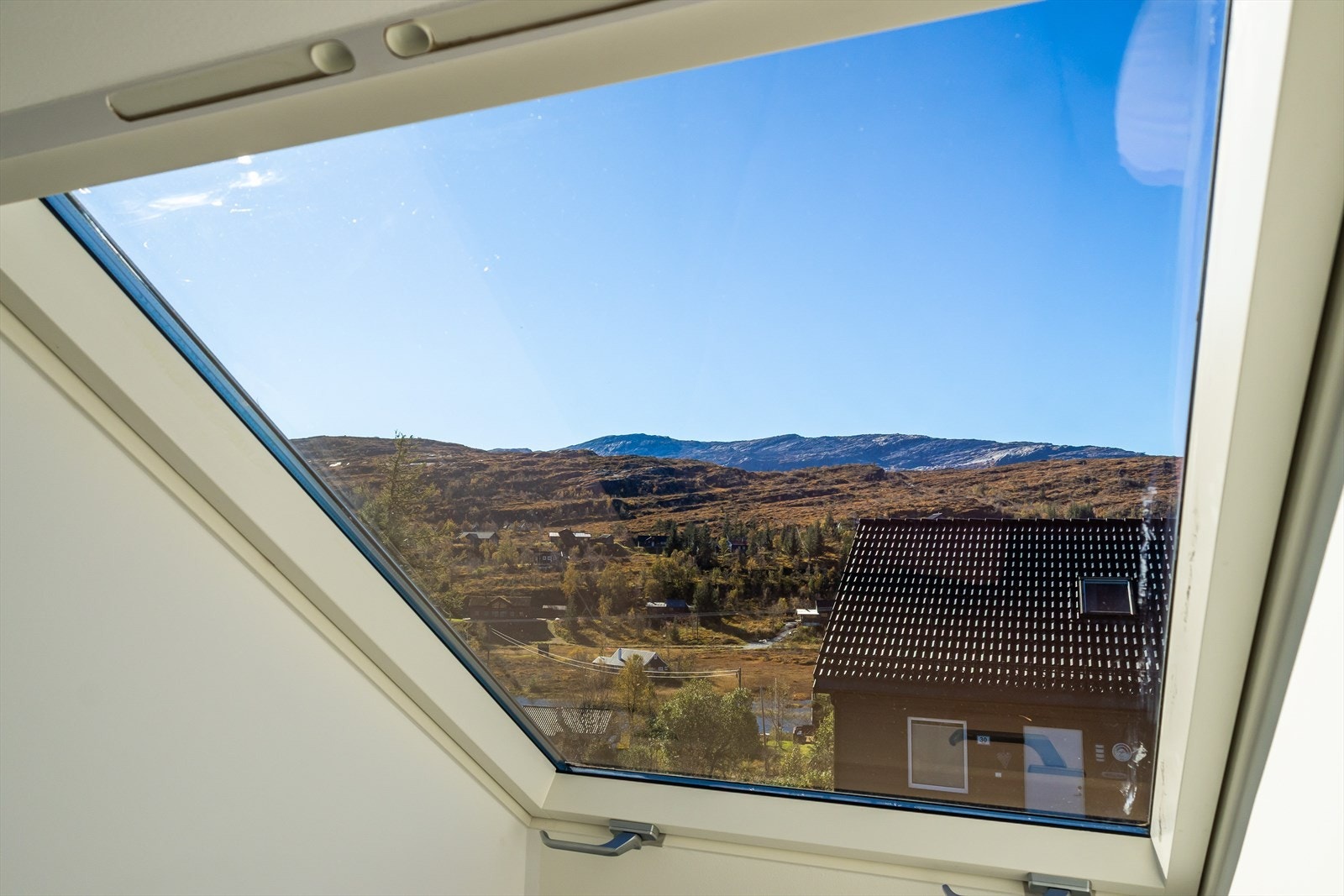 Nydelig utsikt fra rommet. Galleribilde