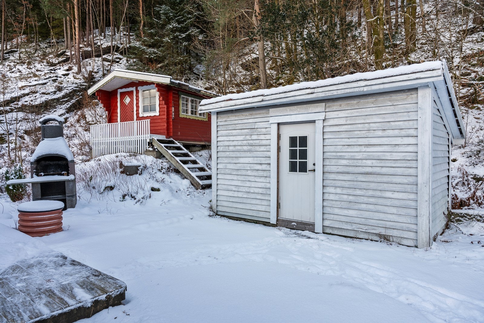 Redskapsbod med gode oppbevaringsmuligheter Galleribilde