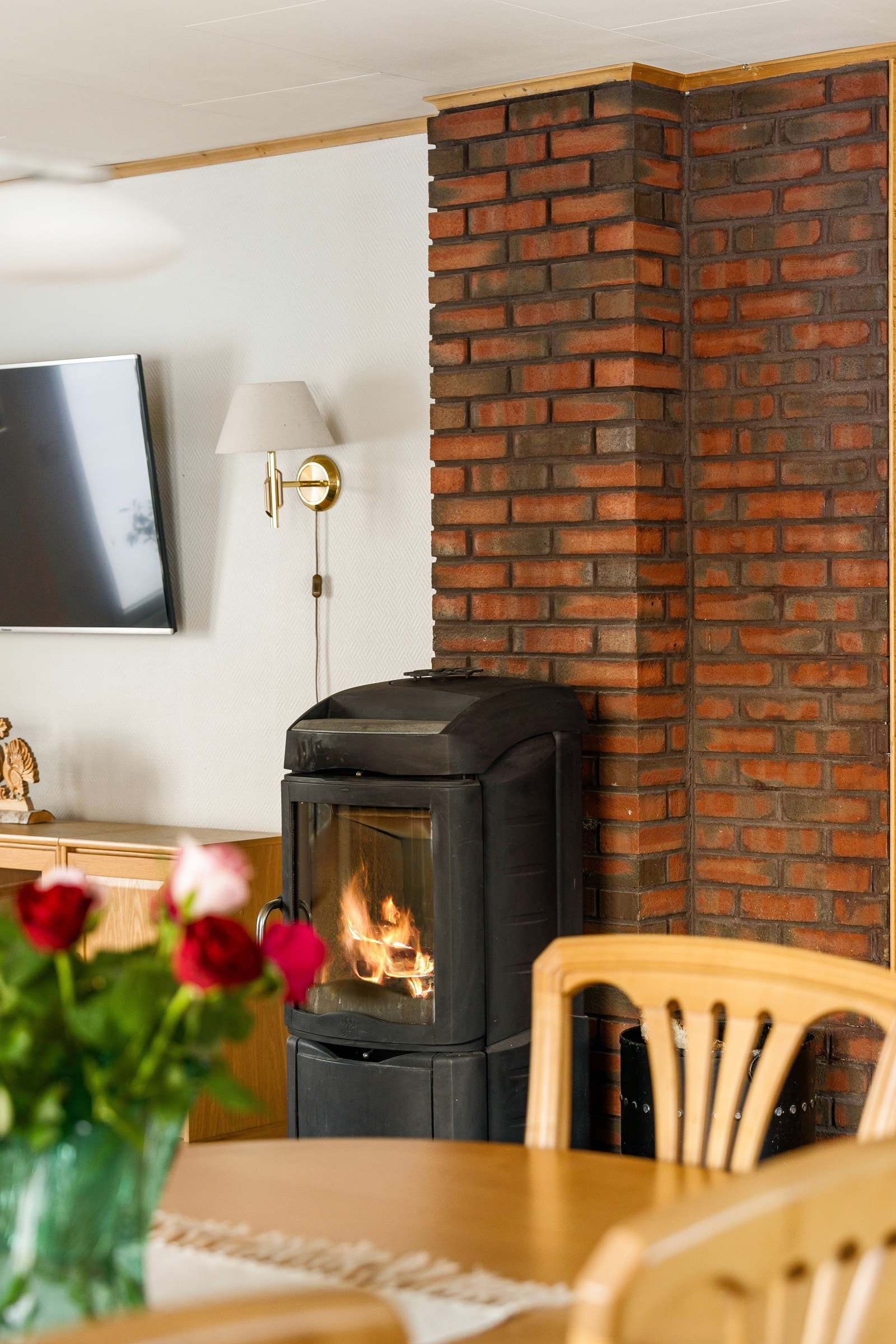 TV/Internett leveres via fiber fra NTE/Altibox. Galleribilde