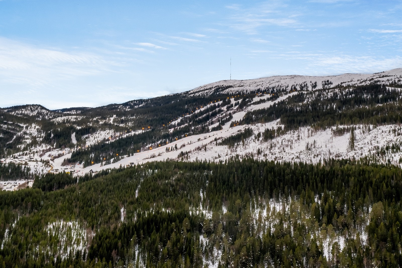 Liker man best slalom/snowboard er Vassfjellet et yndet sted med sine nye stolheiser og flotte utfarter. Galleribilde