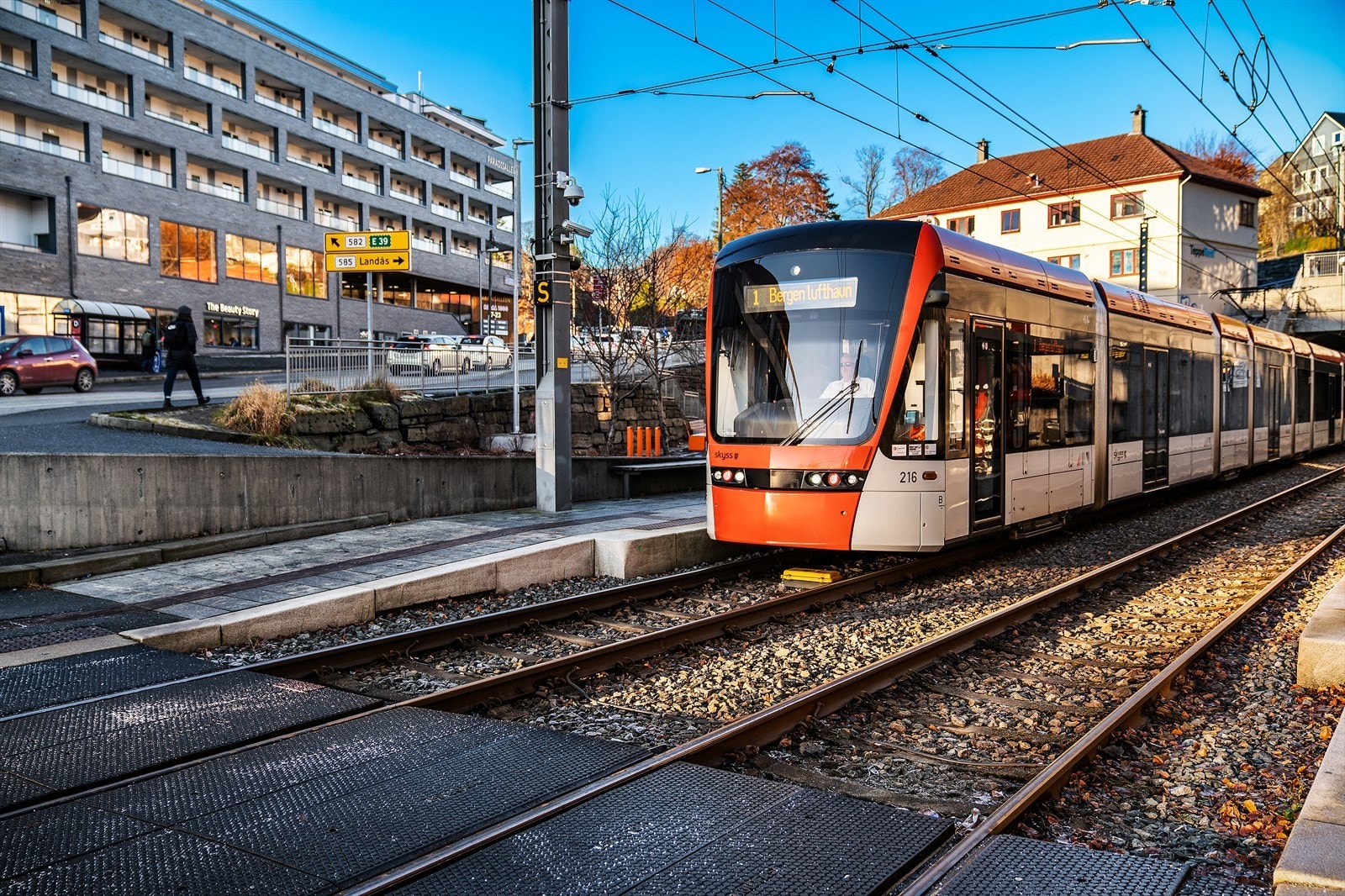 - 12 minutters gange til bybanestoppet hvor linje 1 går - Galleribilde