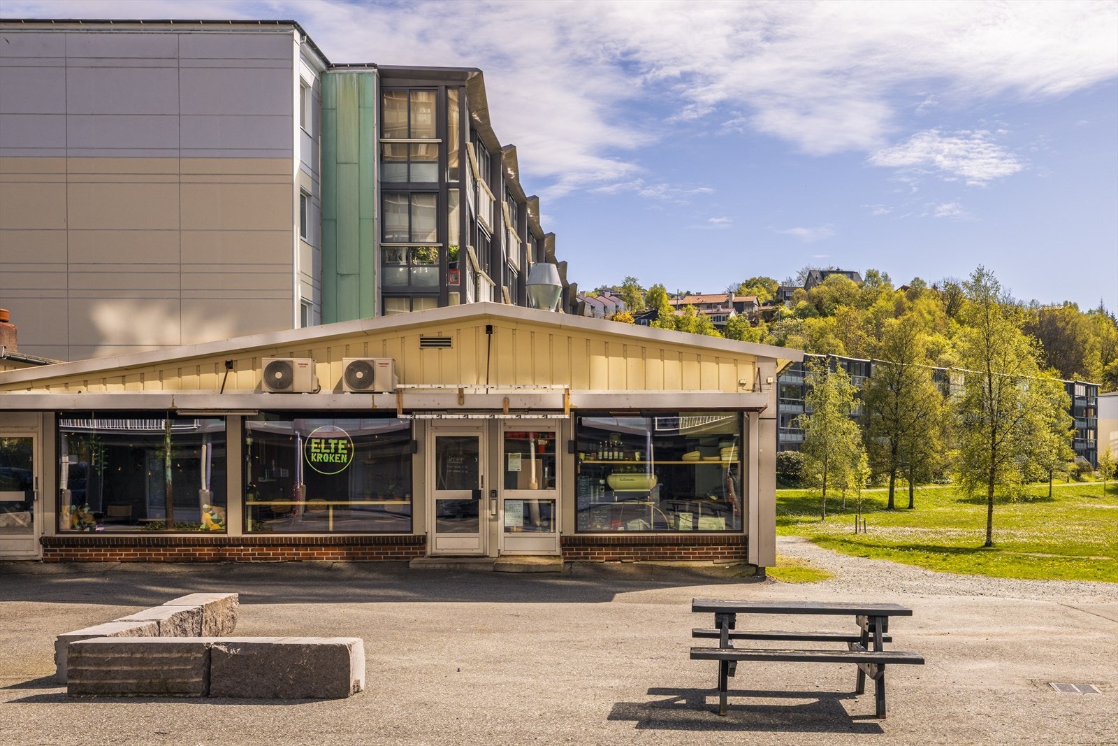 Lokale nisjebutikker. Galleribilde