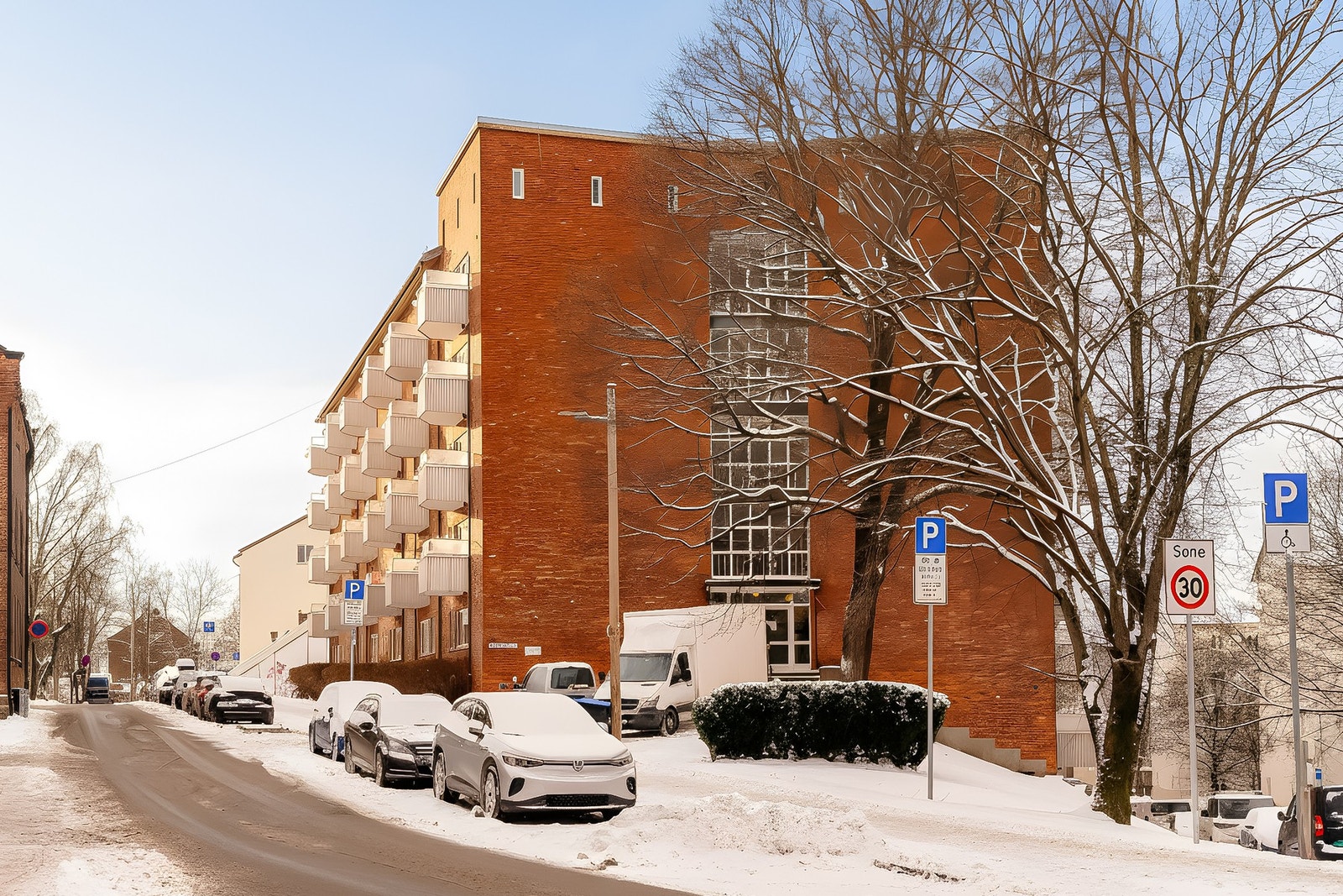 I Maridalsveien 90 bor du sentralt og attraktivt til, men likevel tilbaketrukket i rolige omgivelser. Galleribilde