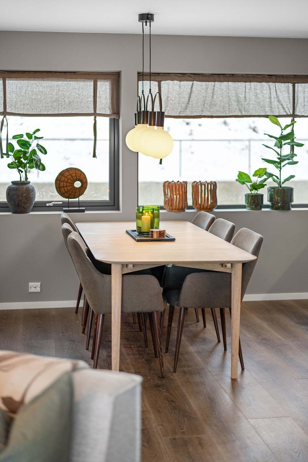 Spisestueavdelingen gir god plass til 6-7 stykker. Galleribilde