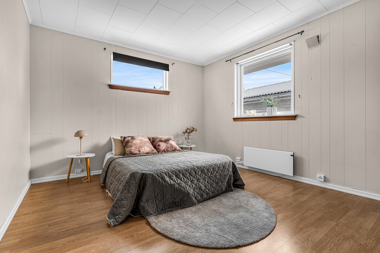 Soverom nr 4 har god utforming og gode lysforhold Galleribilde