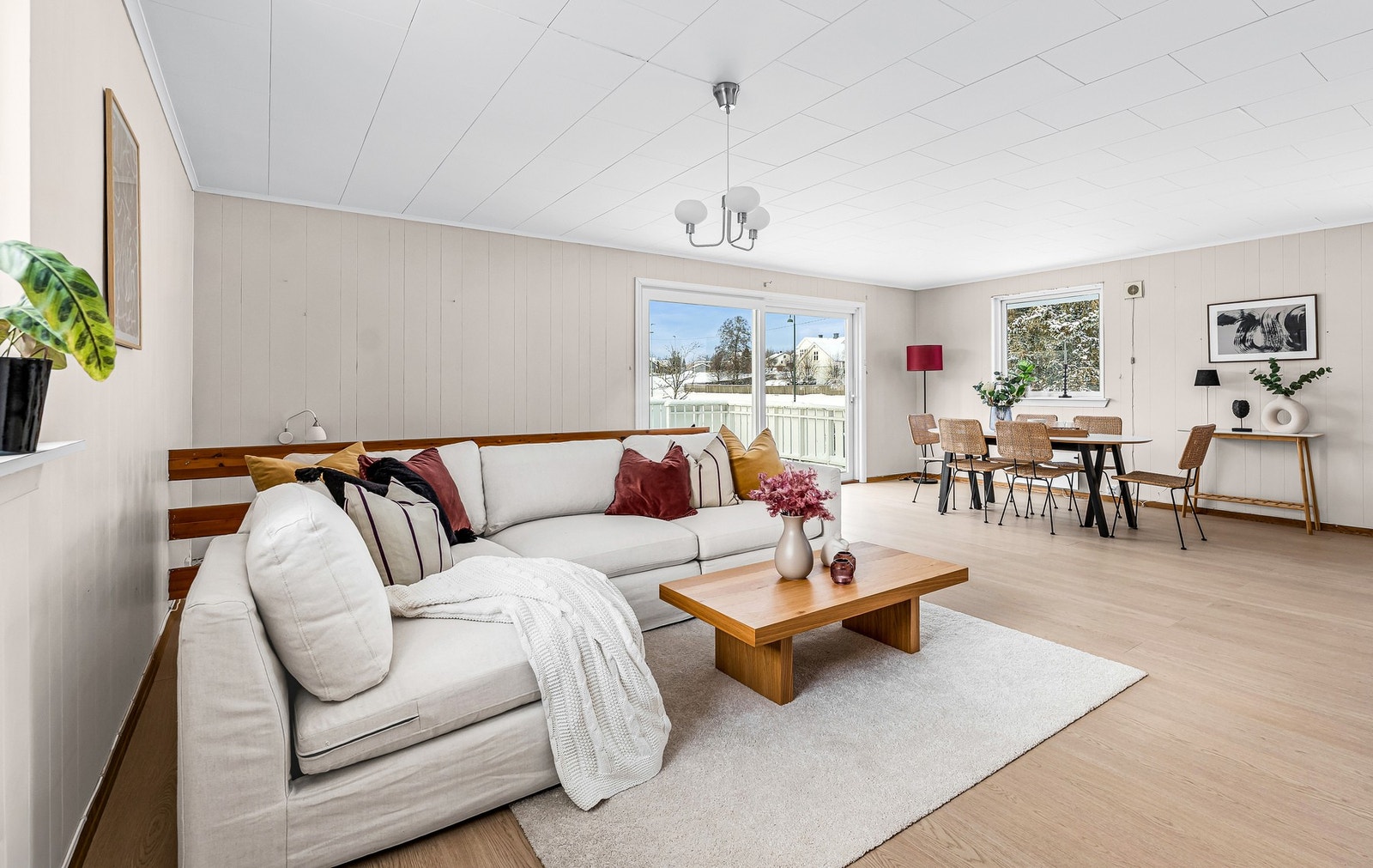 En stor en innholdsrik enebolig på hele 262 kvm! Galleribilde