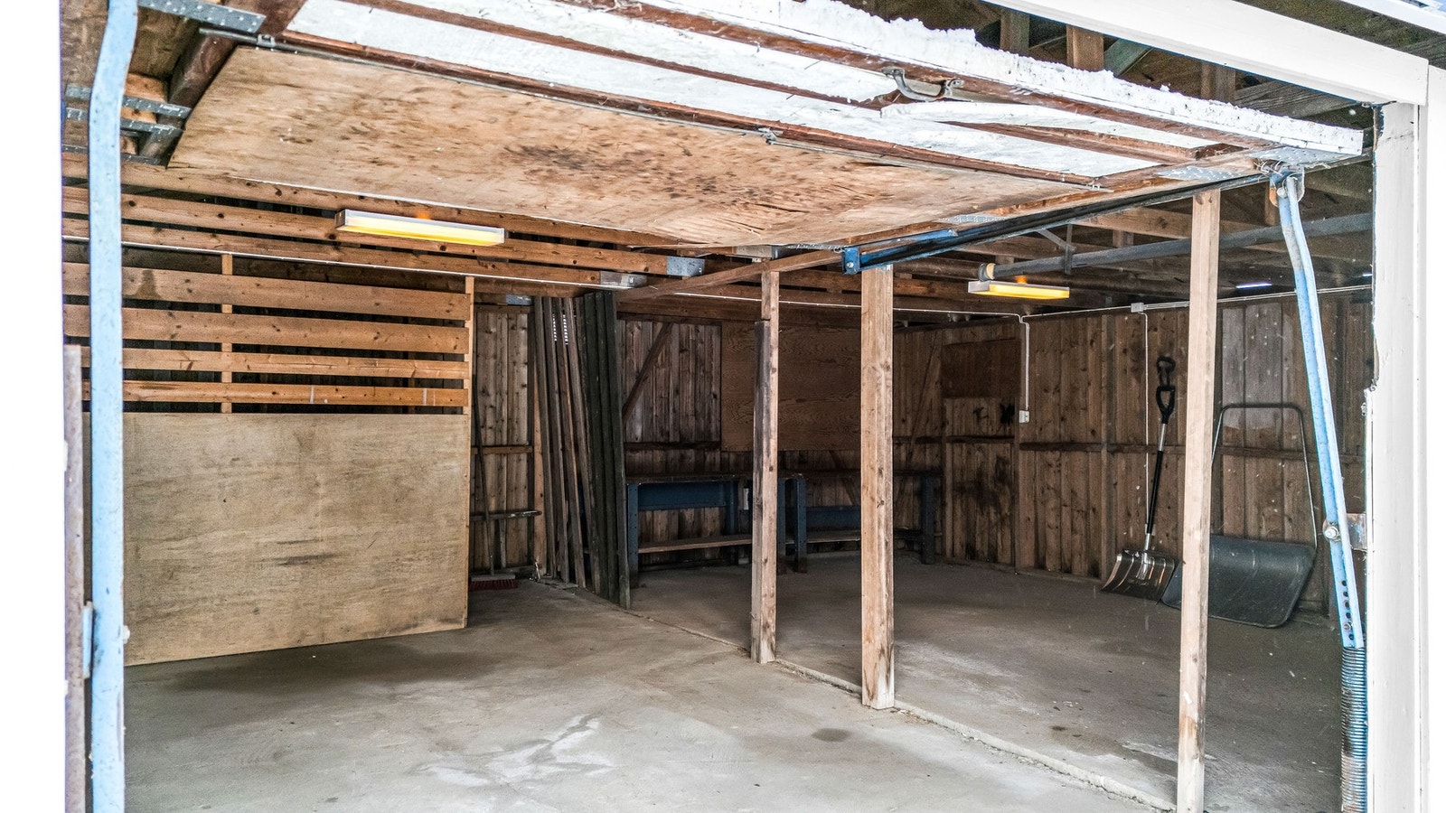 Innvendig garasje Galleribilde