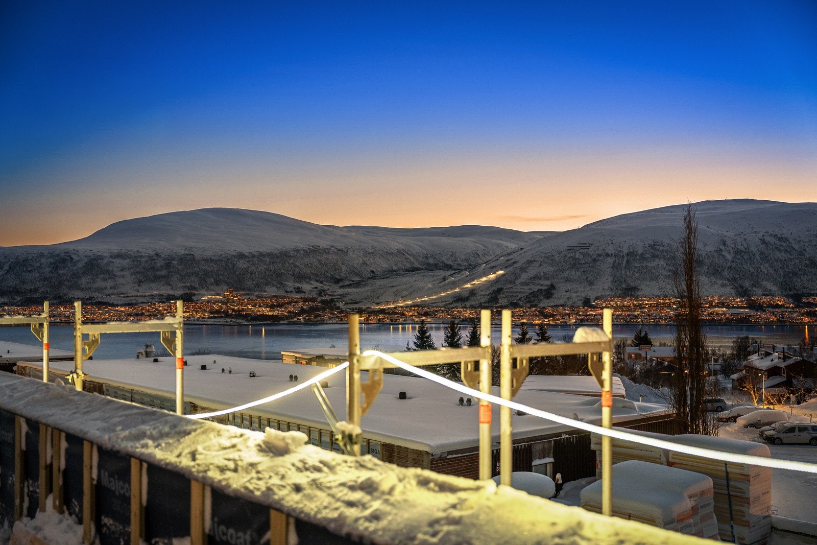 Borettslaget er under en betydelig oppgradering med ny fasade, balkong etc.