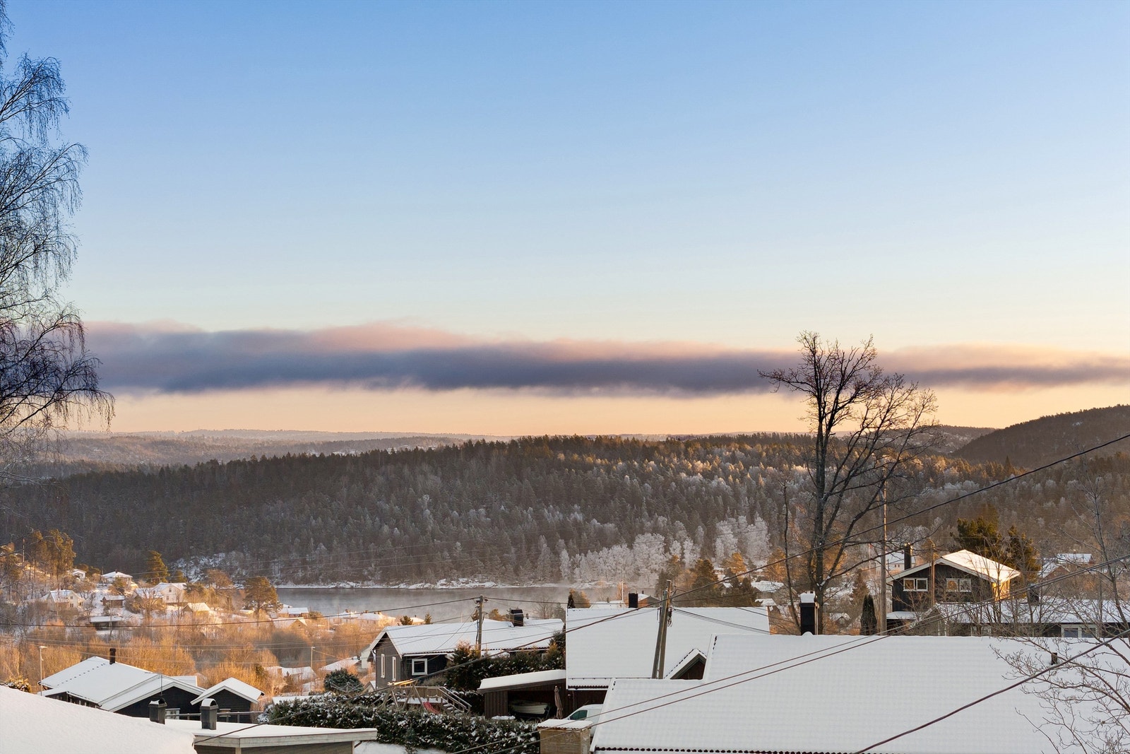 Utsikt fra balkongen utenfor stuen Galleribilde