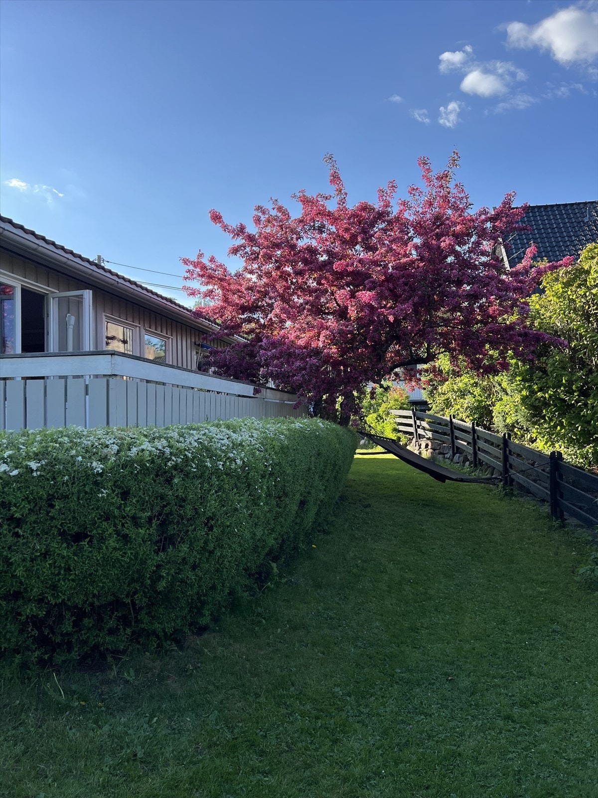 Idyllisk beliggenhet på populære Jar med kort avstand til alt nærmiljøet har å by på Galleribilde