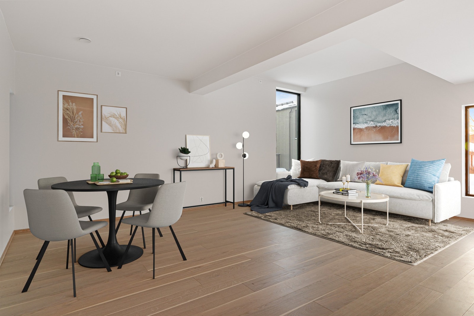 Flott enstavs eikeparkett, balansert ventilasjon og store vinduer. Galleribilde