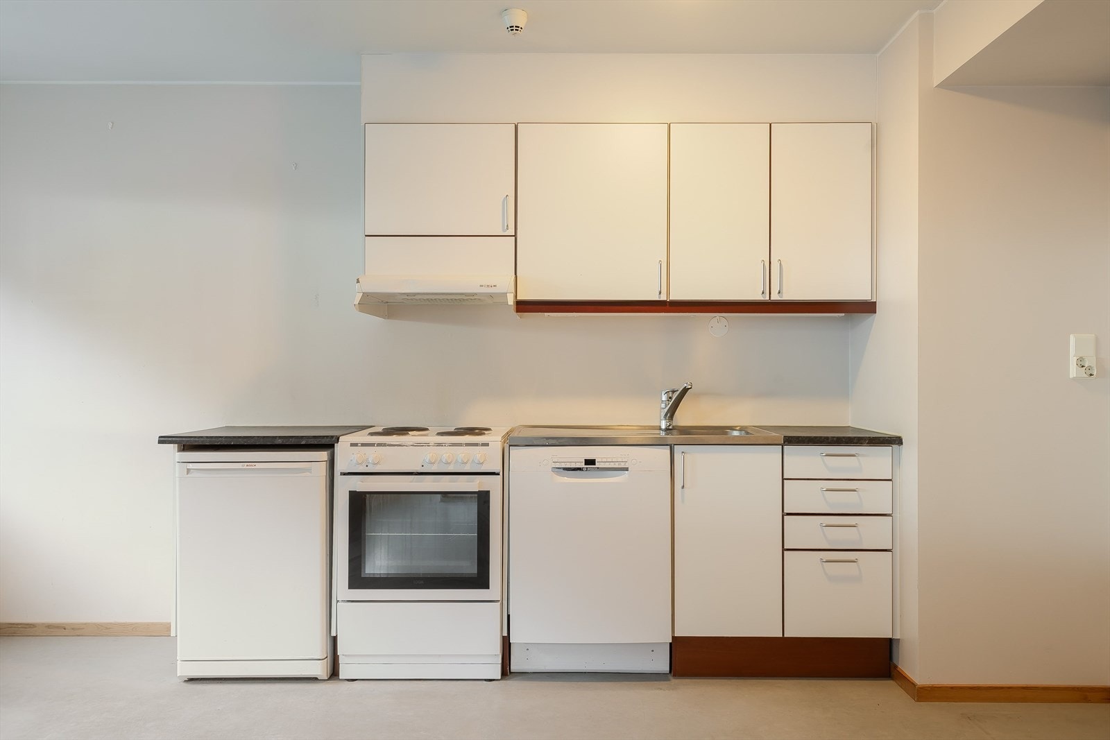 Kjøkkeninnrdning i stue Galleribilde